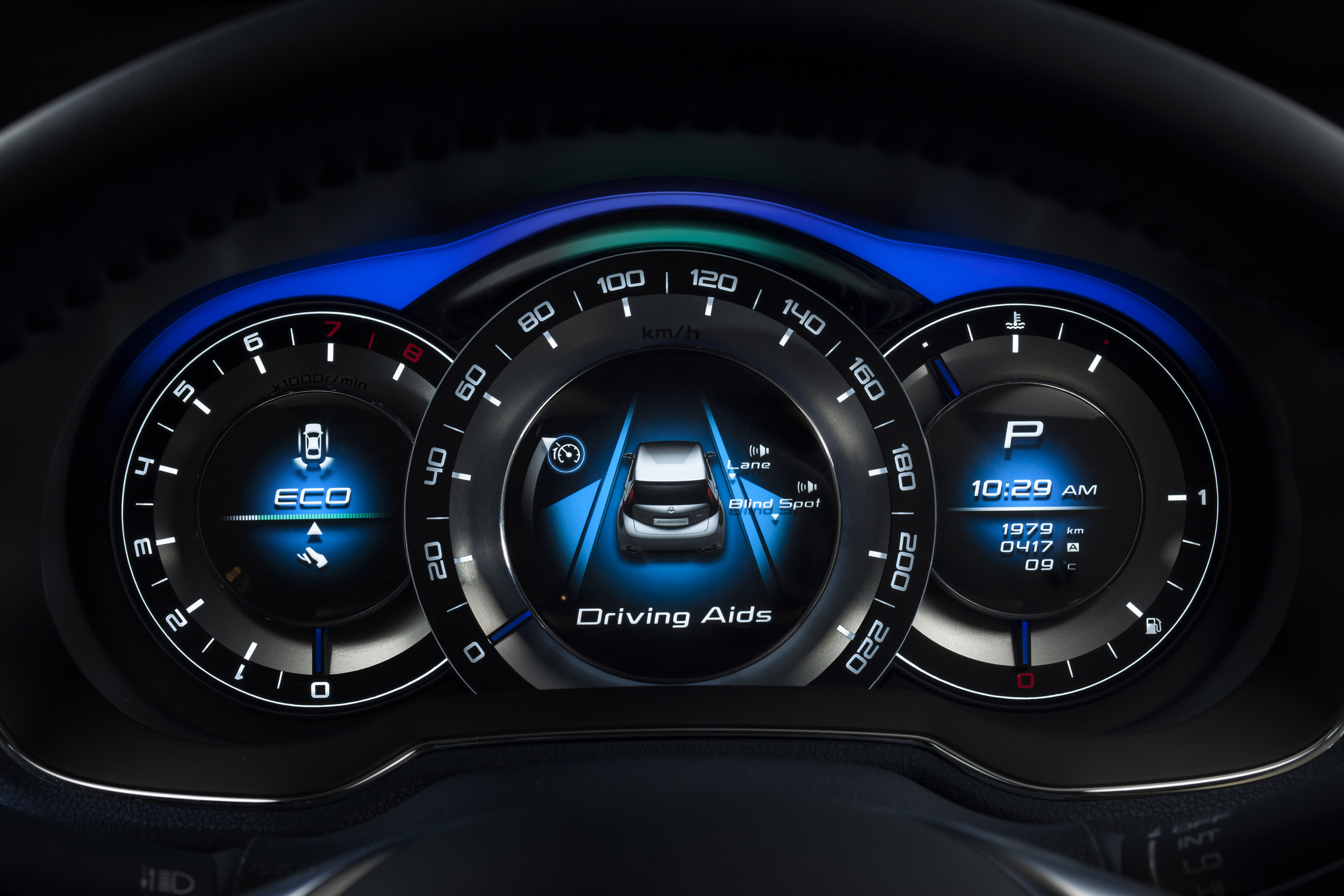 Nissan Invitation Concept photo #30