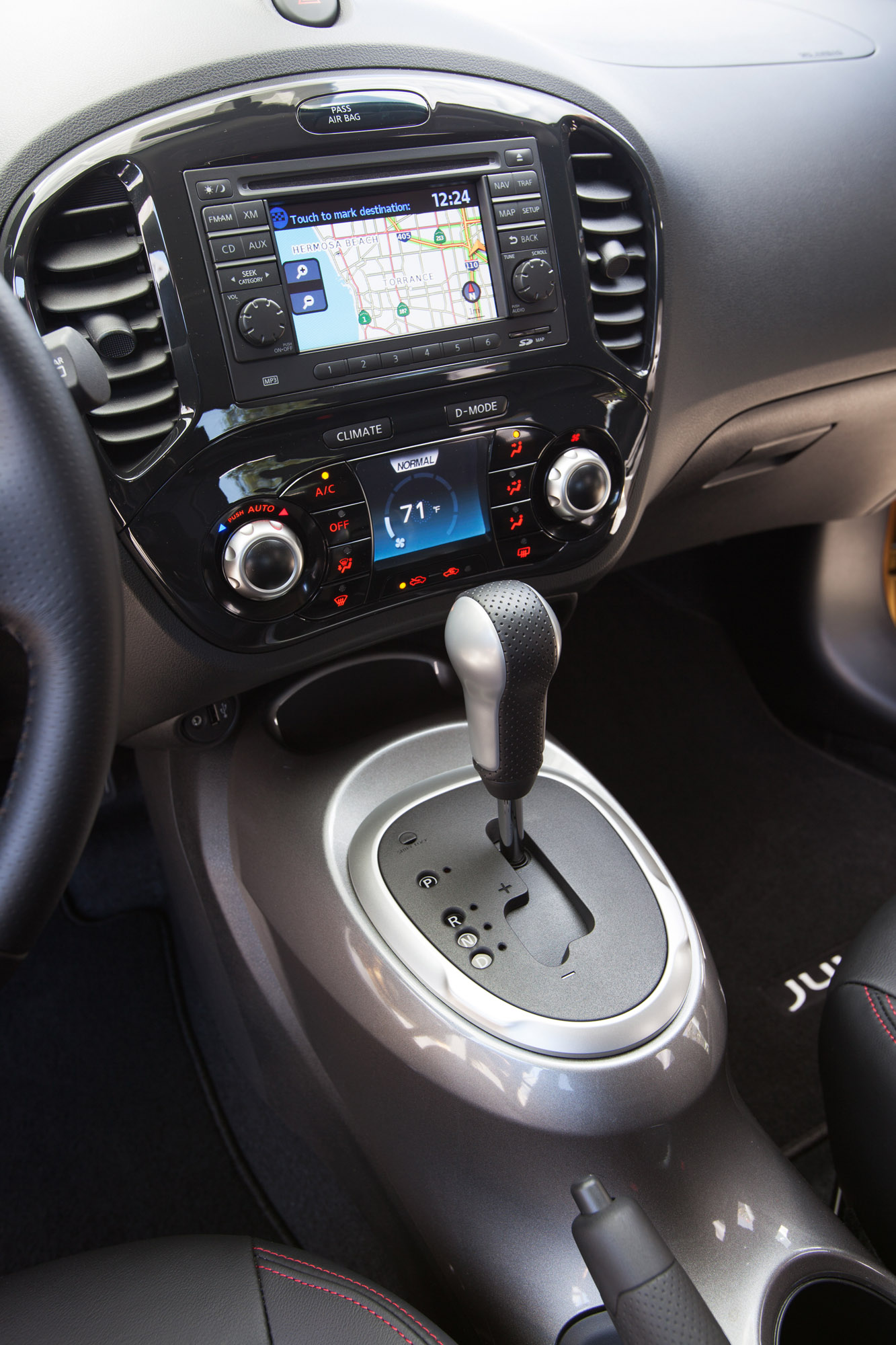 Nissan Juke photo #28
