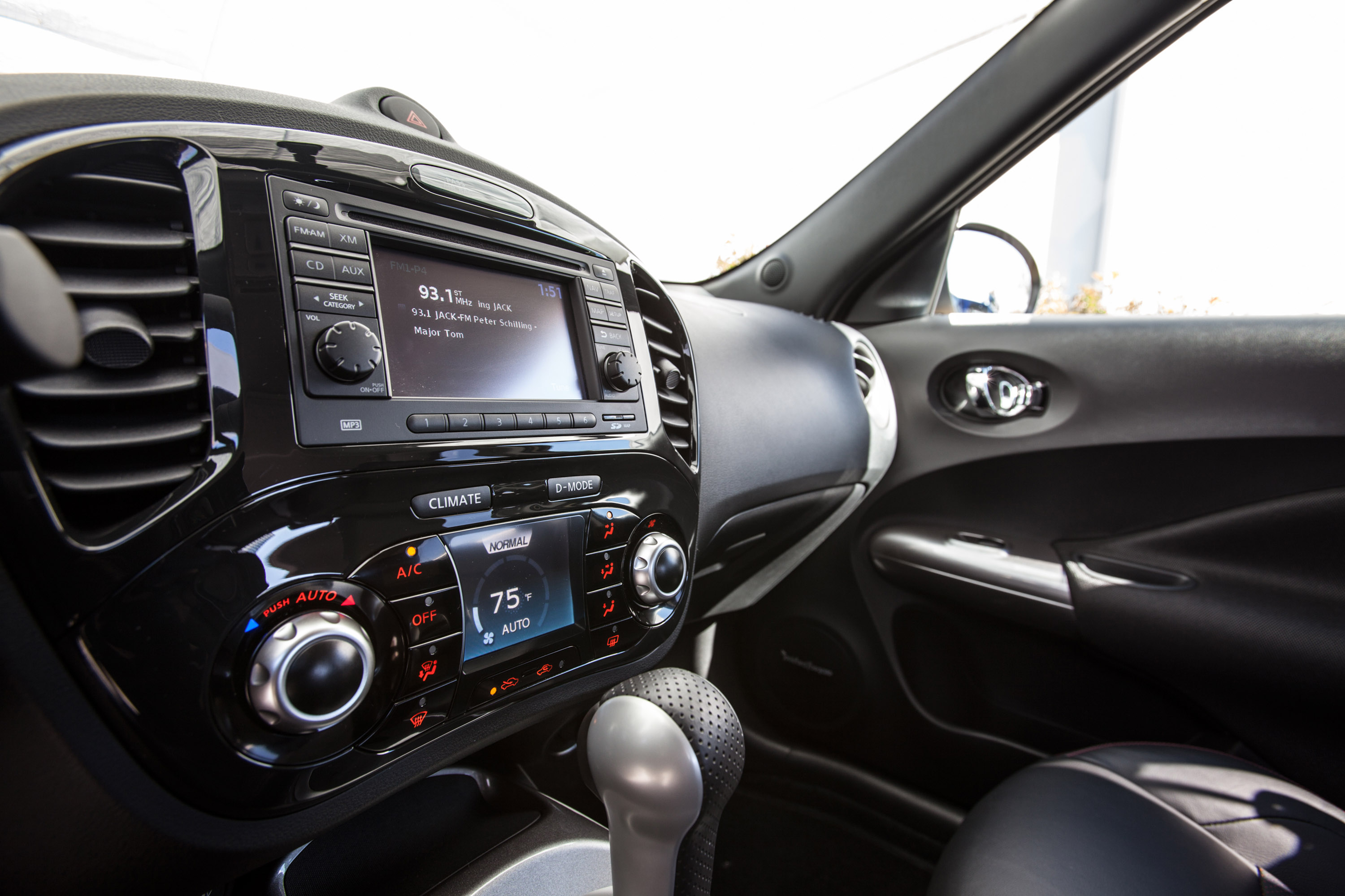 Nissan Juke photo #30