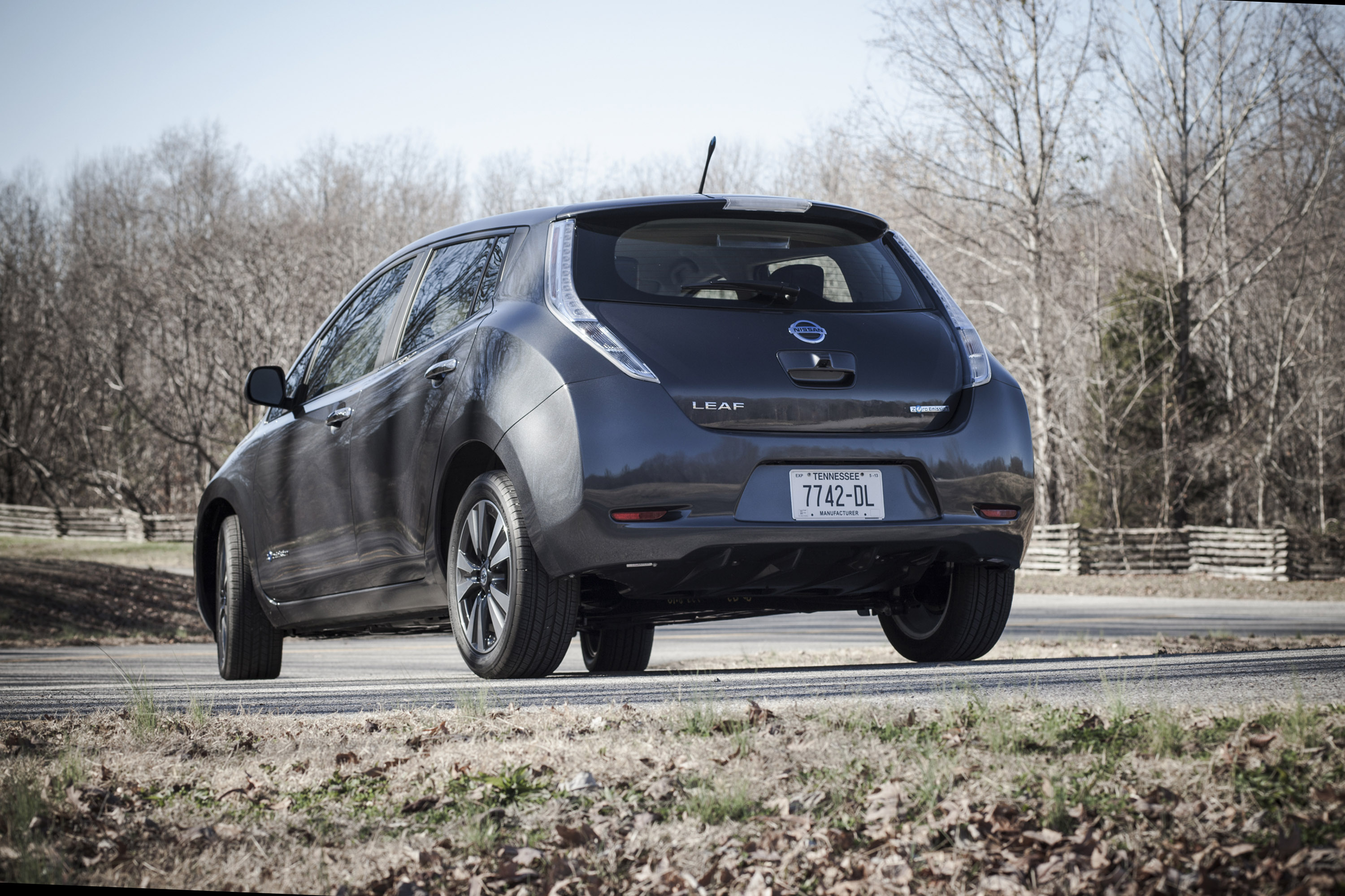 Nissan LEAF photo #25