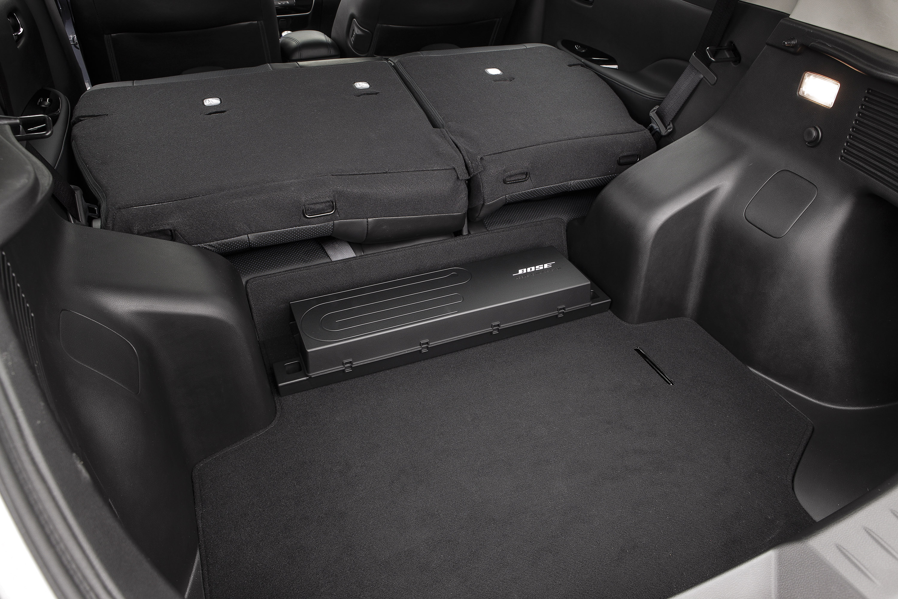 Nissan LEAF photo #33