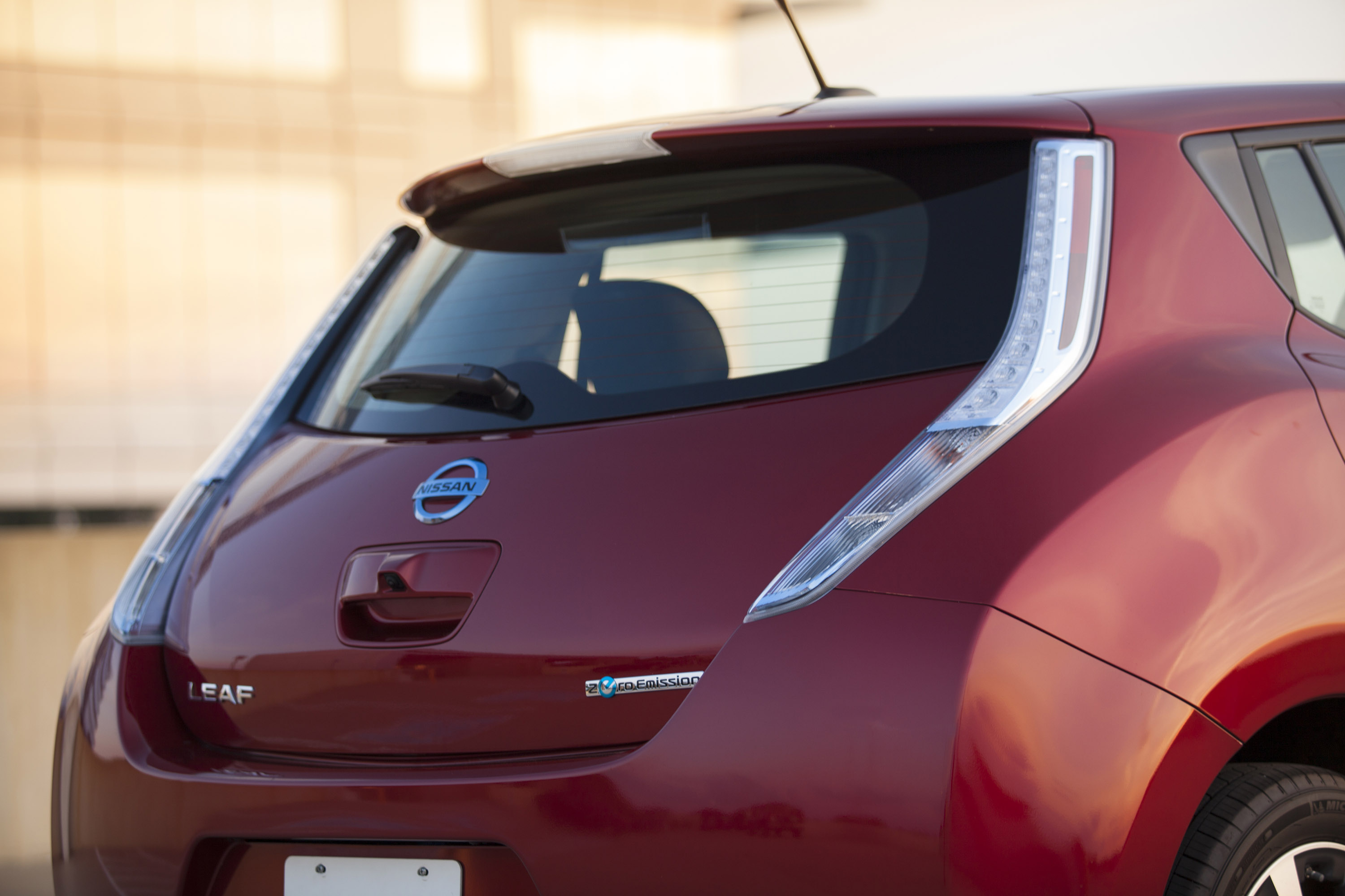 Nissan LEAF photo #54
