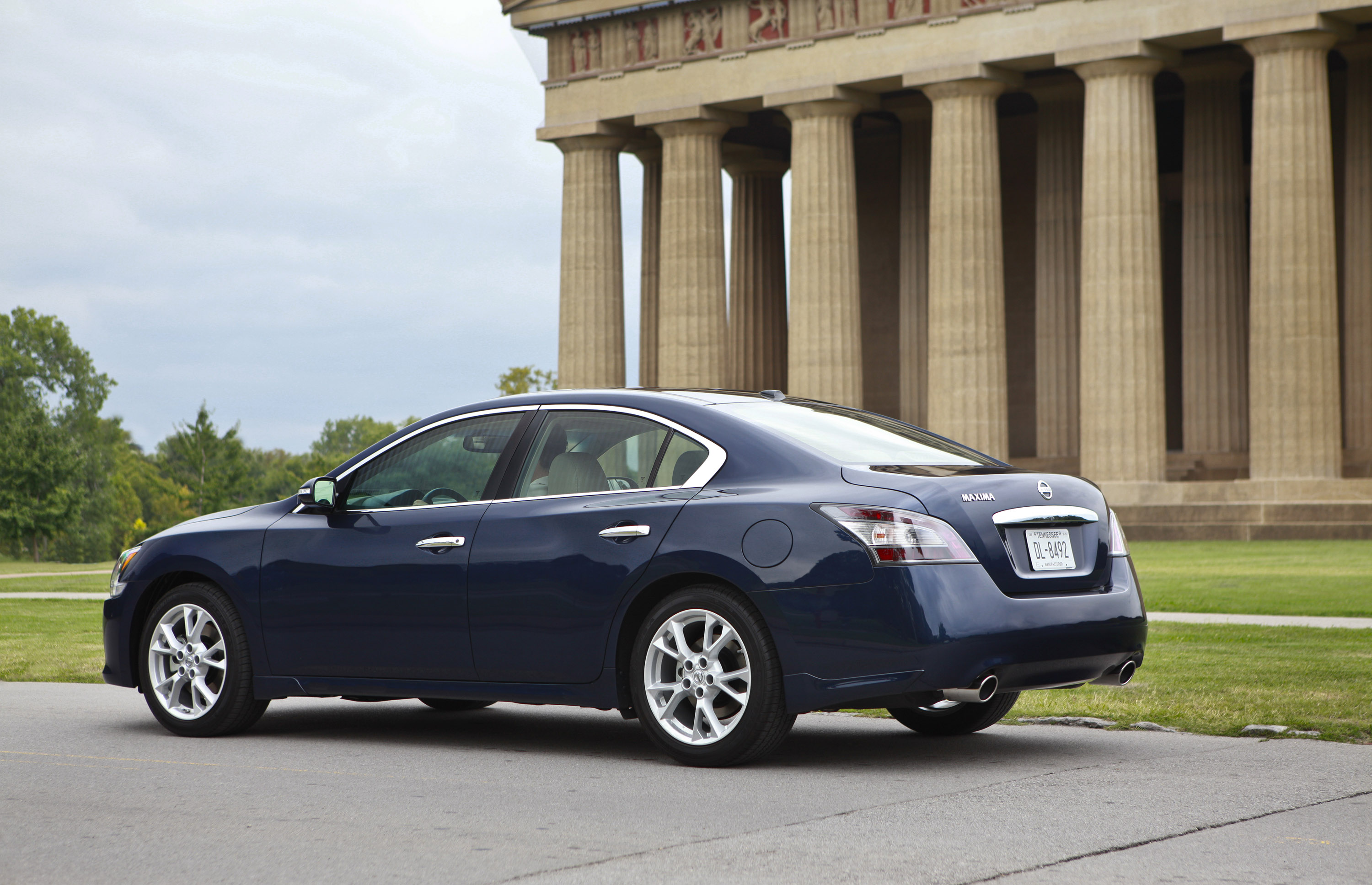 Nissan Maxima photo #29