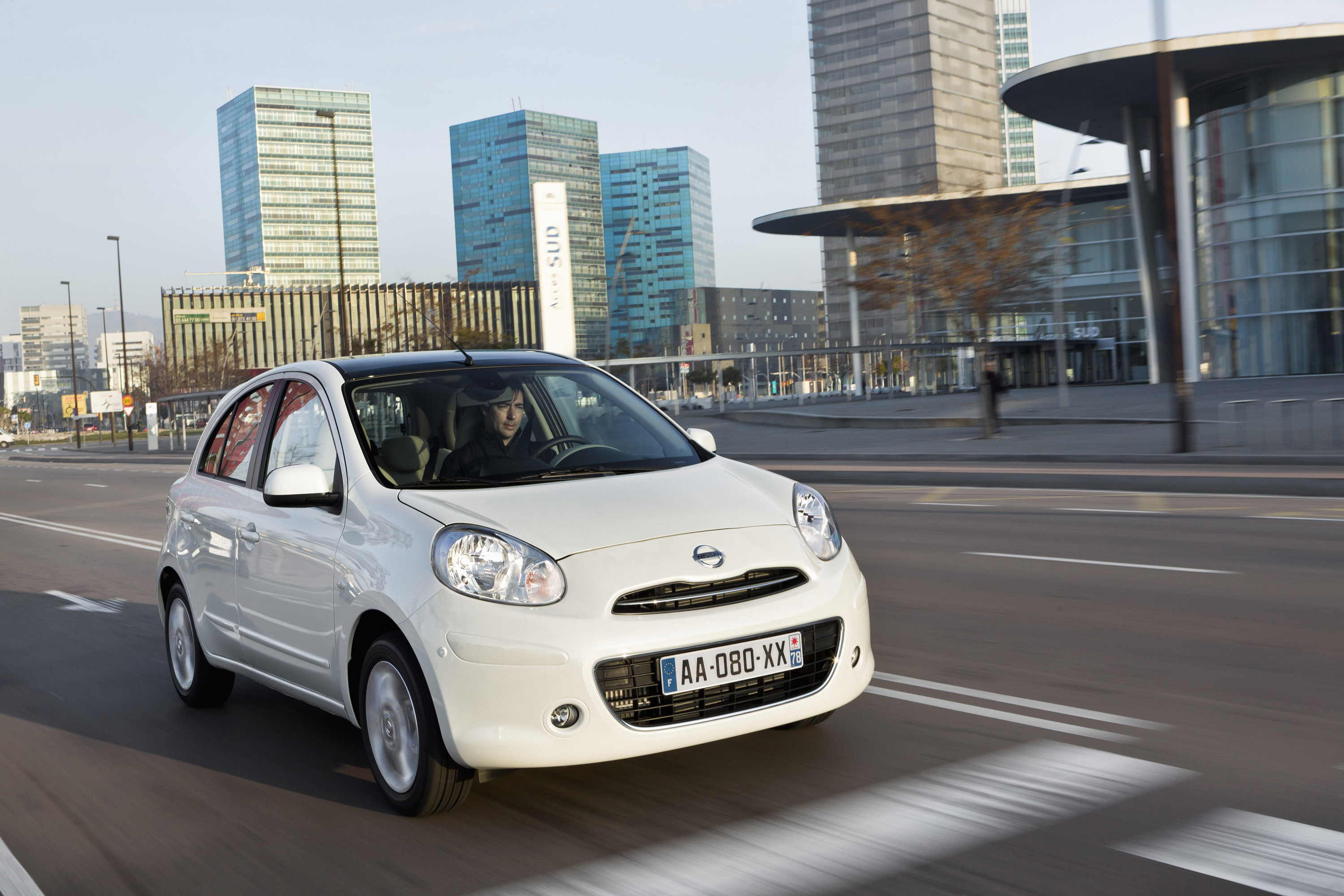 Nissan Micra DIG-S photo #8