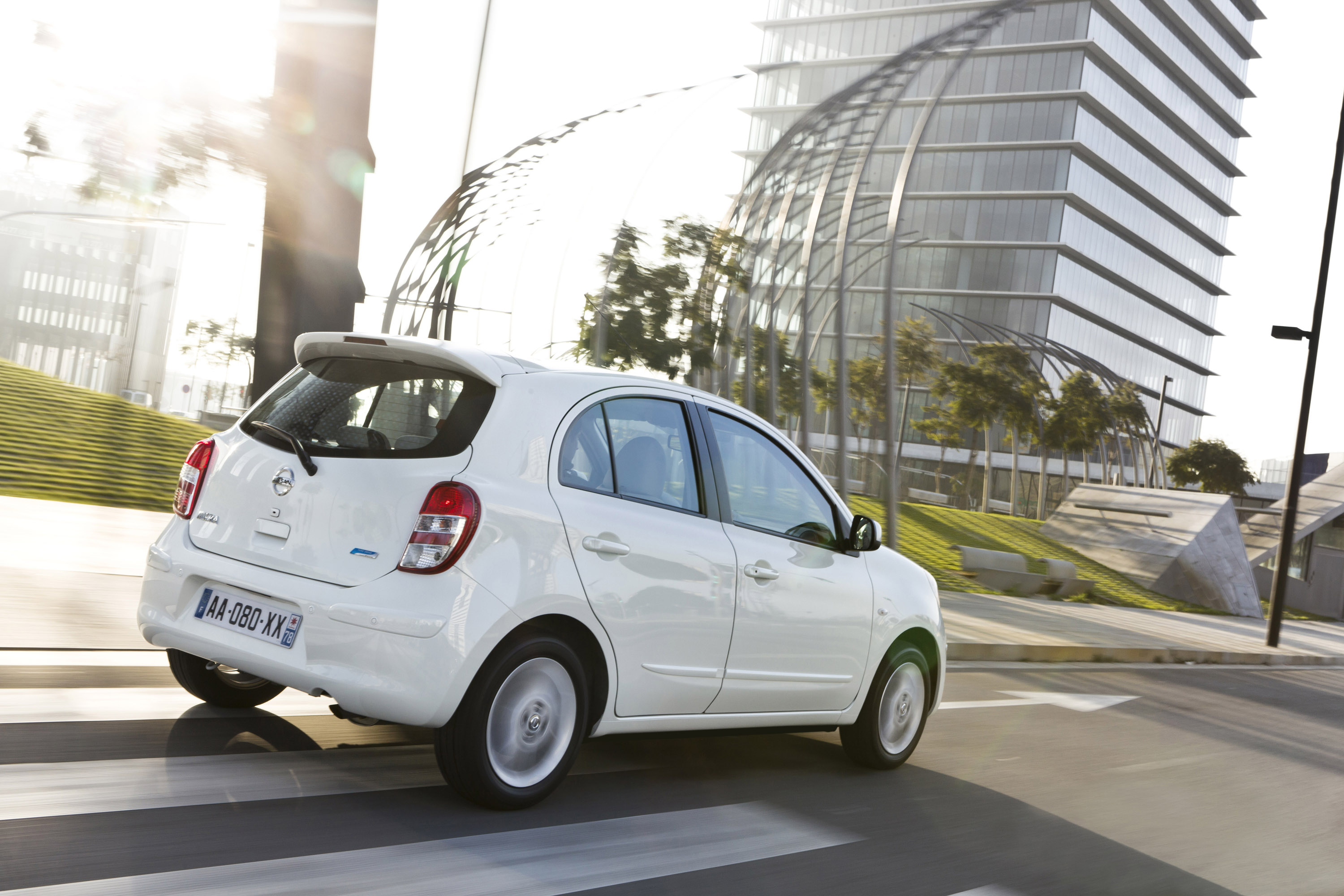 Nissan Micra DIG-S photo #32