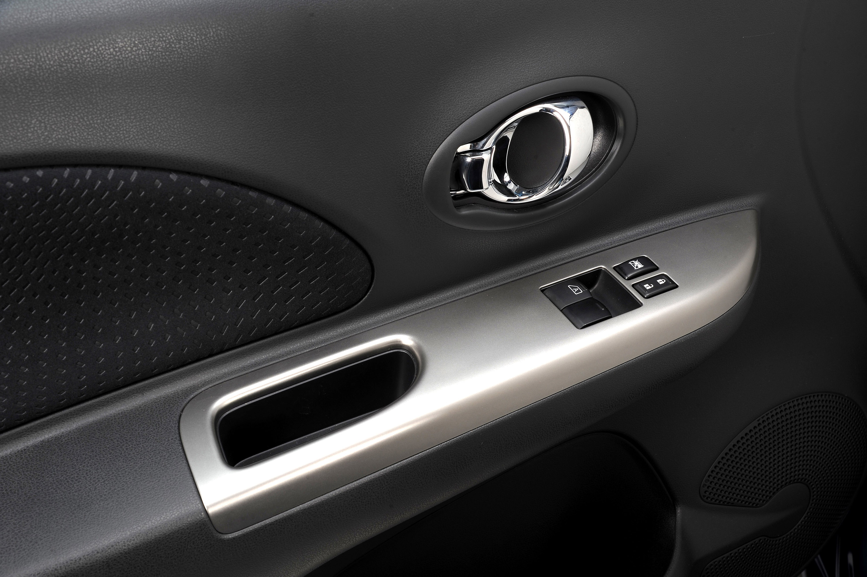 Nissan Micra photo #28