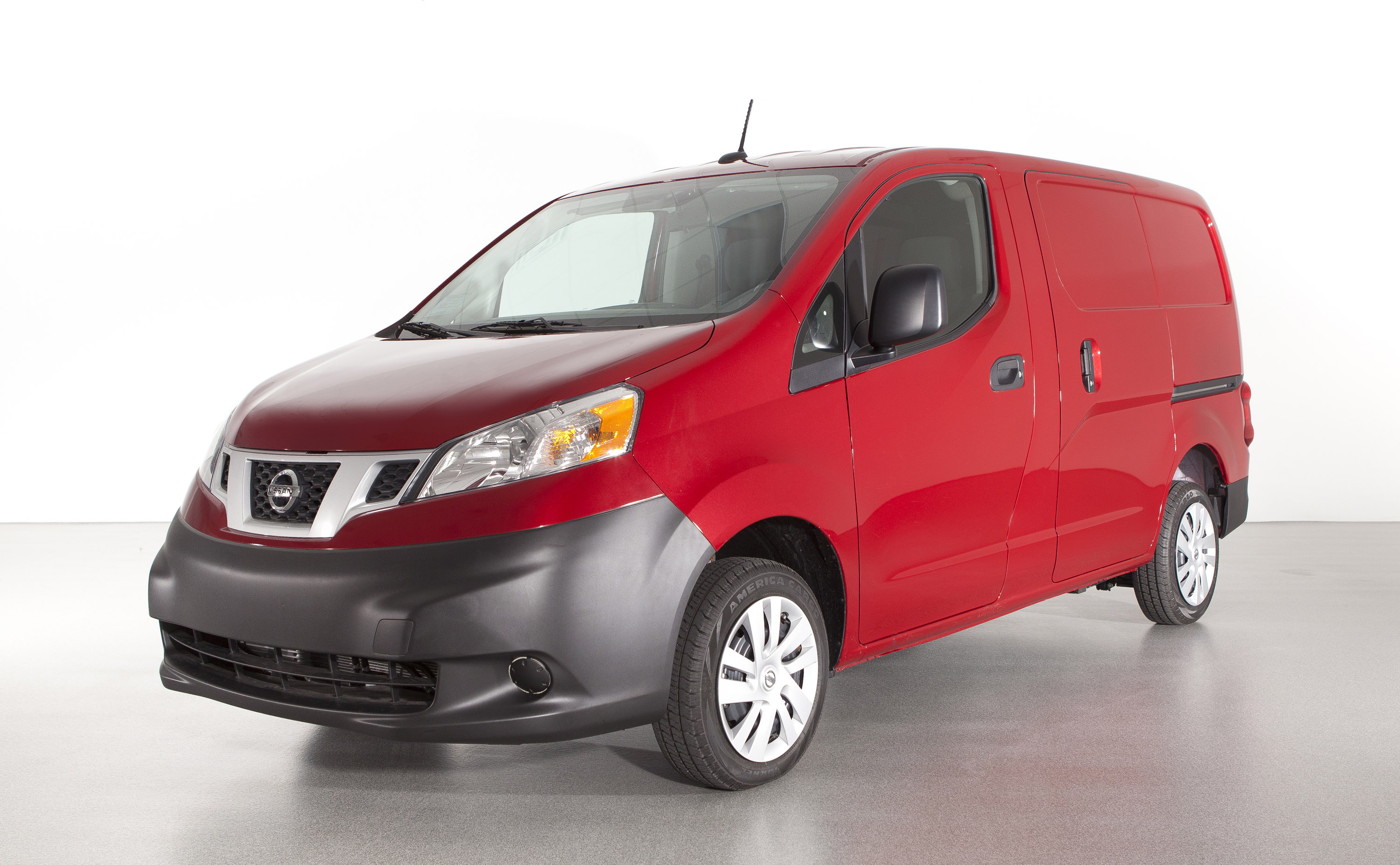 Nissan NV200 Cargo Van photo #1