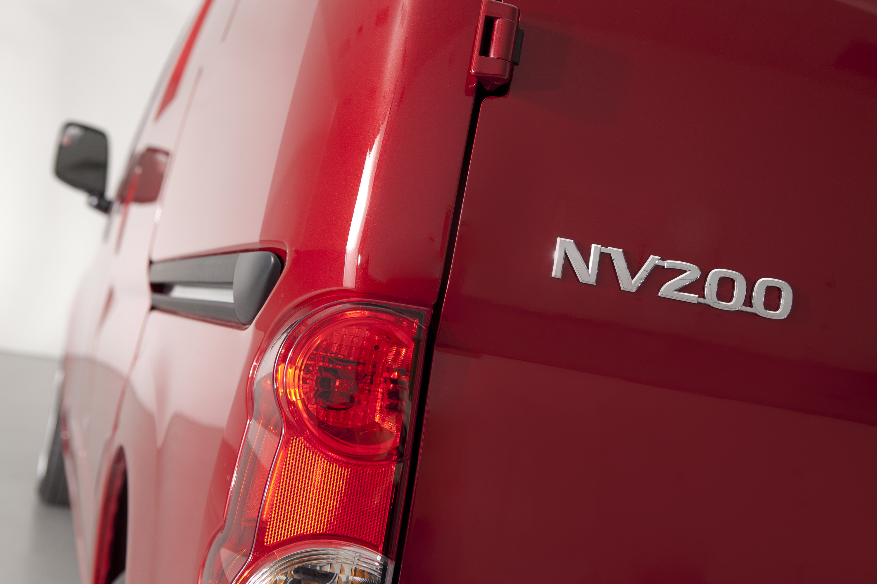 Nissan NV200 Cargo Van photo #10