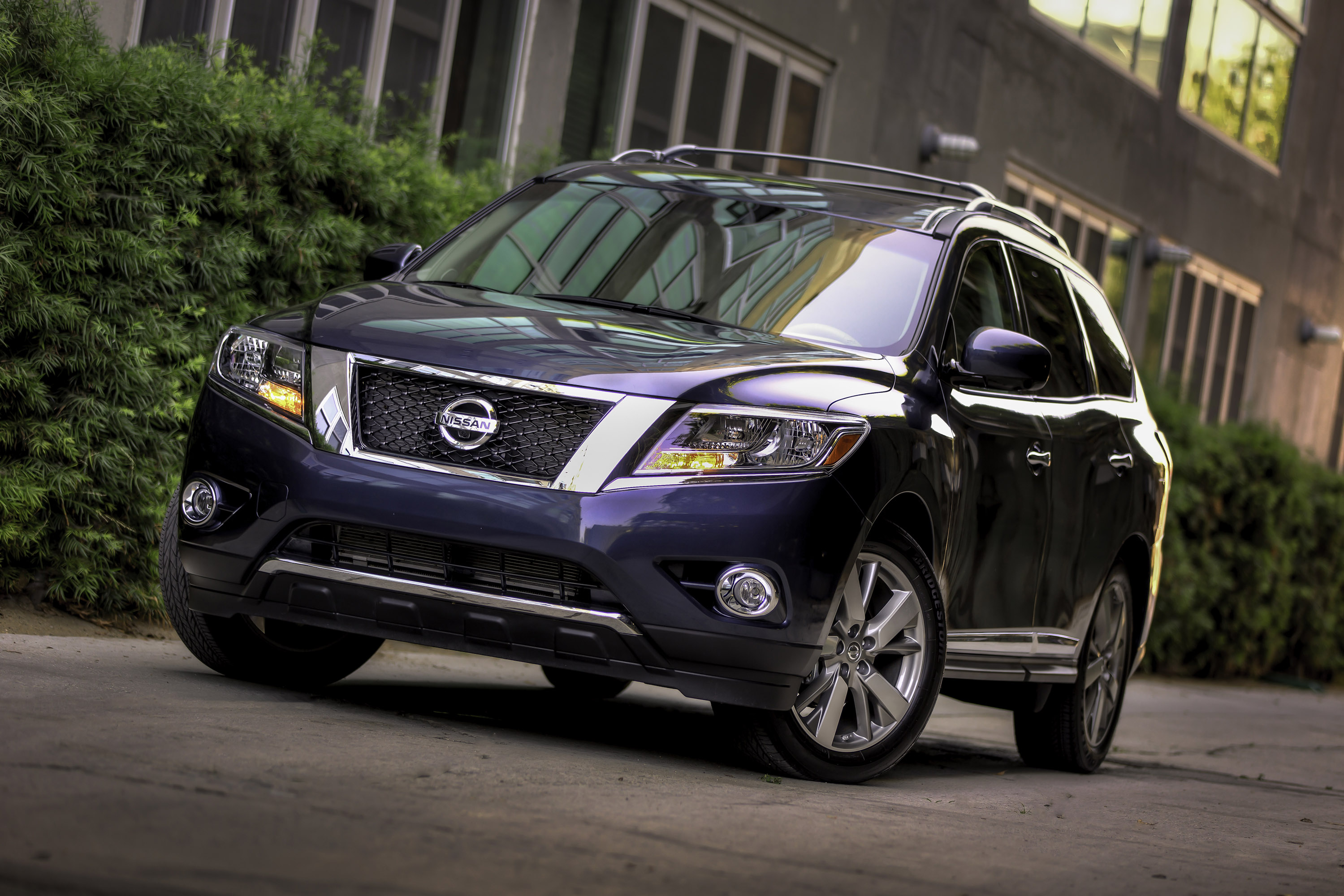 Nissan Pathfinder photo #3