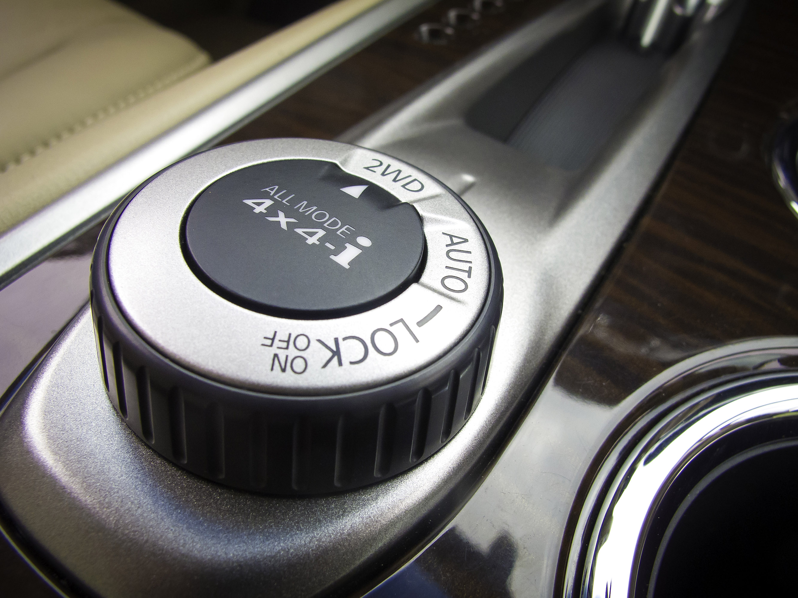 Nissan Pathfinder photo #23