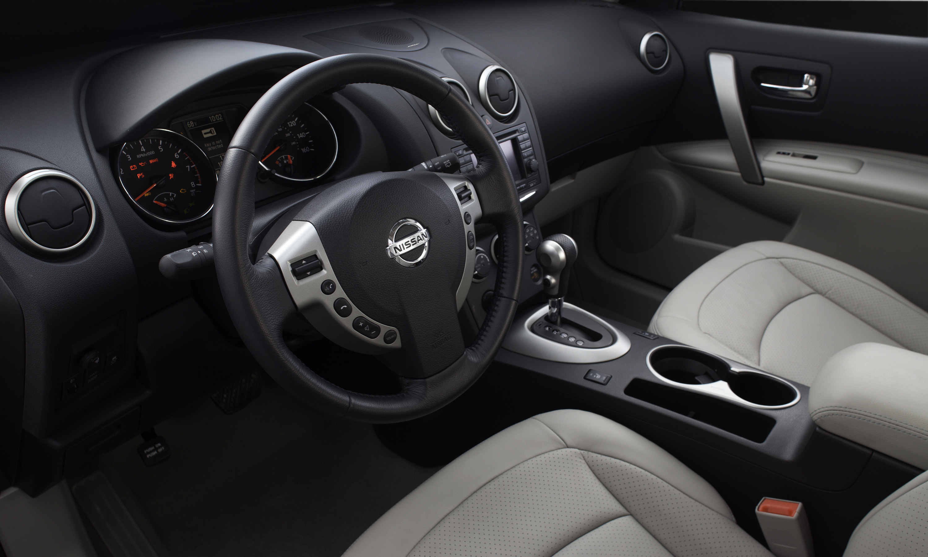 Nissan Rogue photo #10