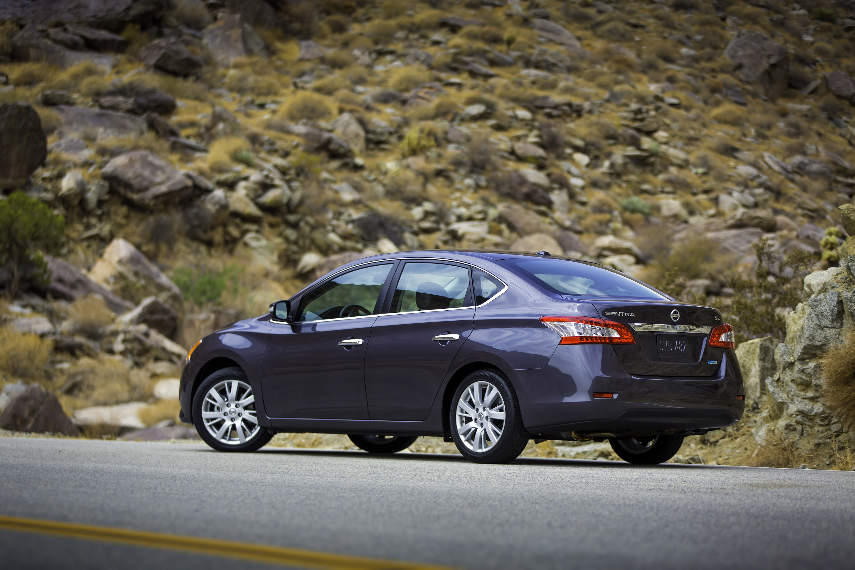 Nissan Sentra photo #22