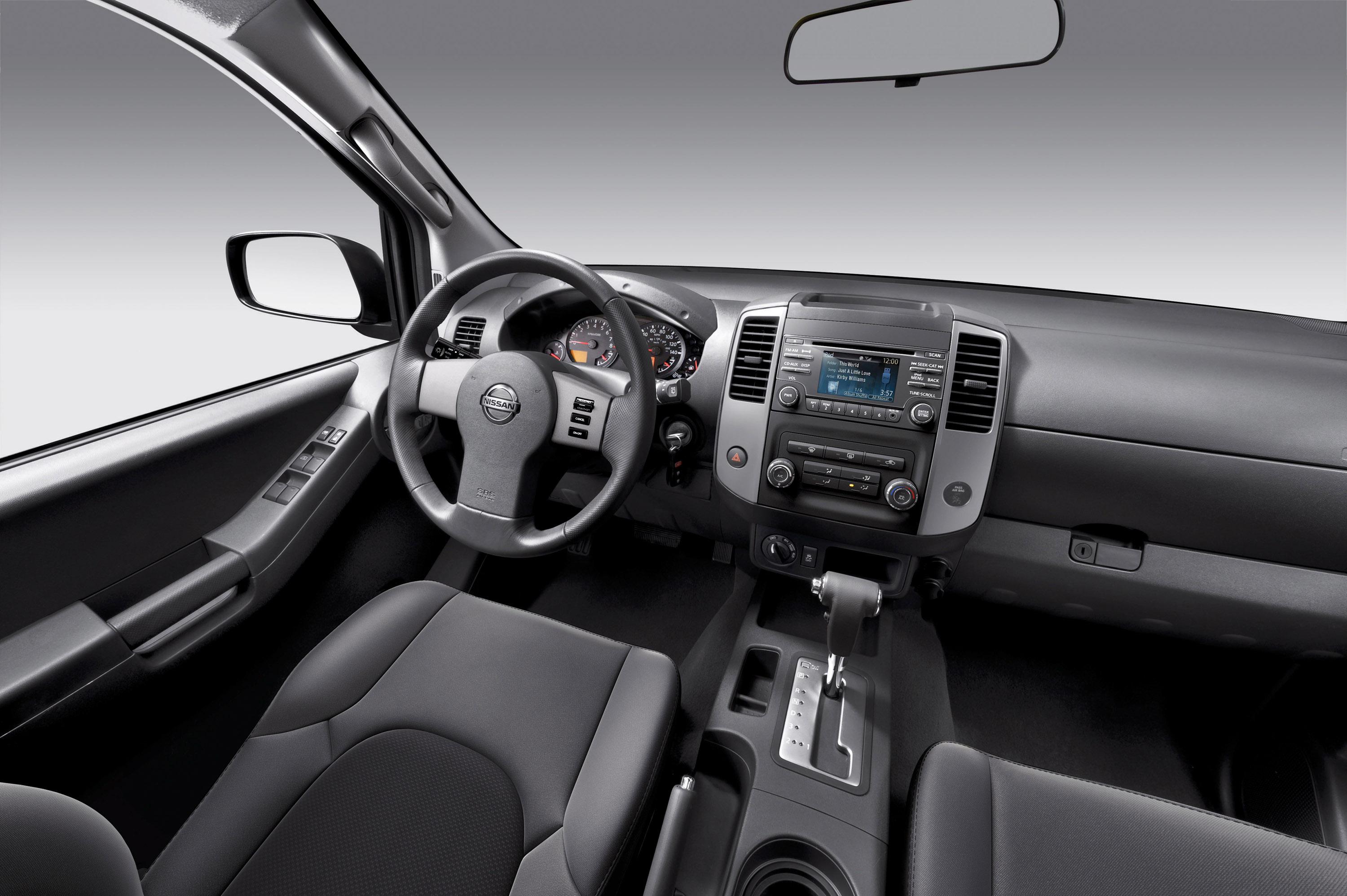 Nissan Xterra photo #17