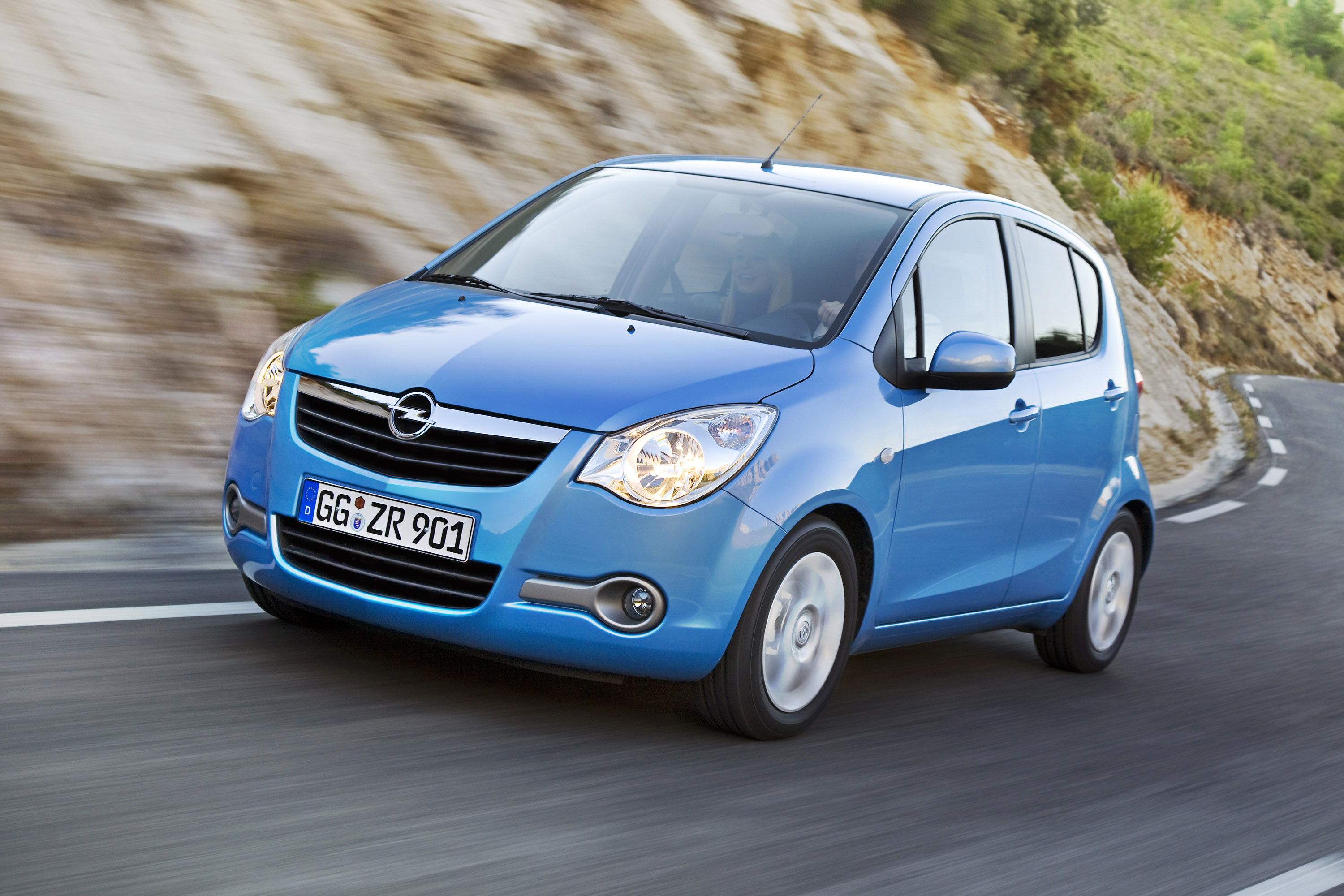 Opel Agila photo #20