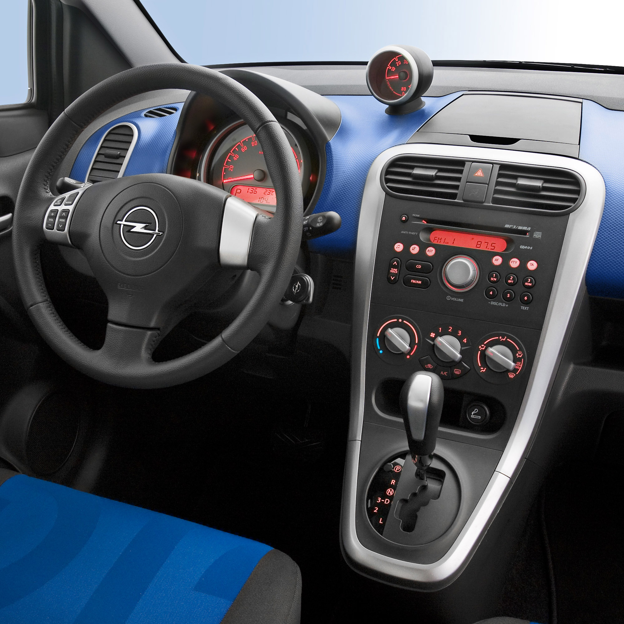 Opel Agila photo #28