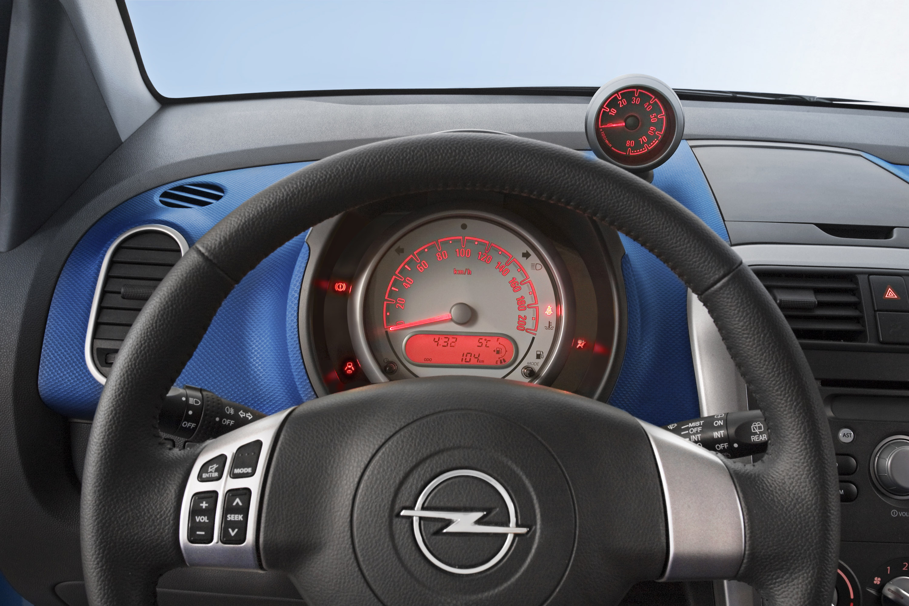 Opel Agila photo #32
