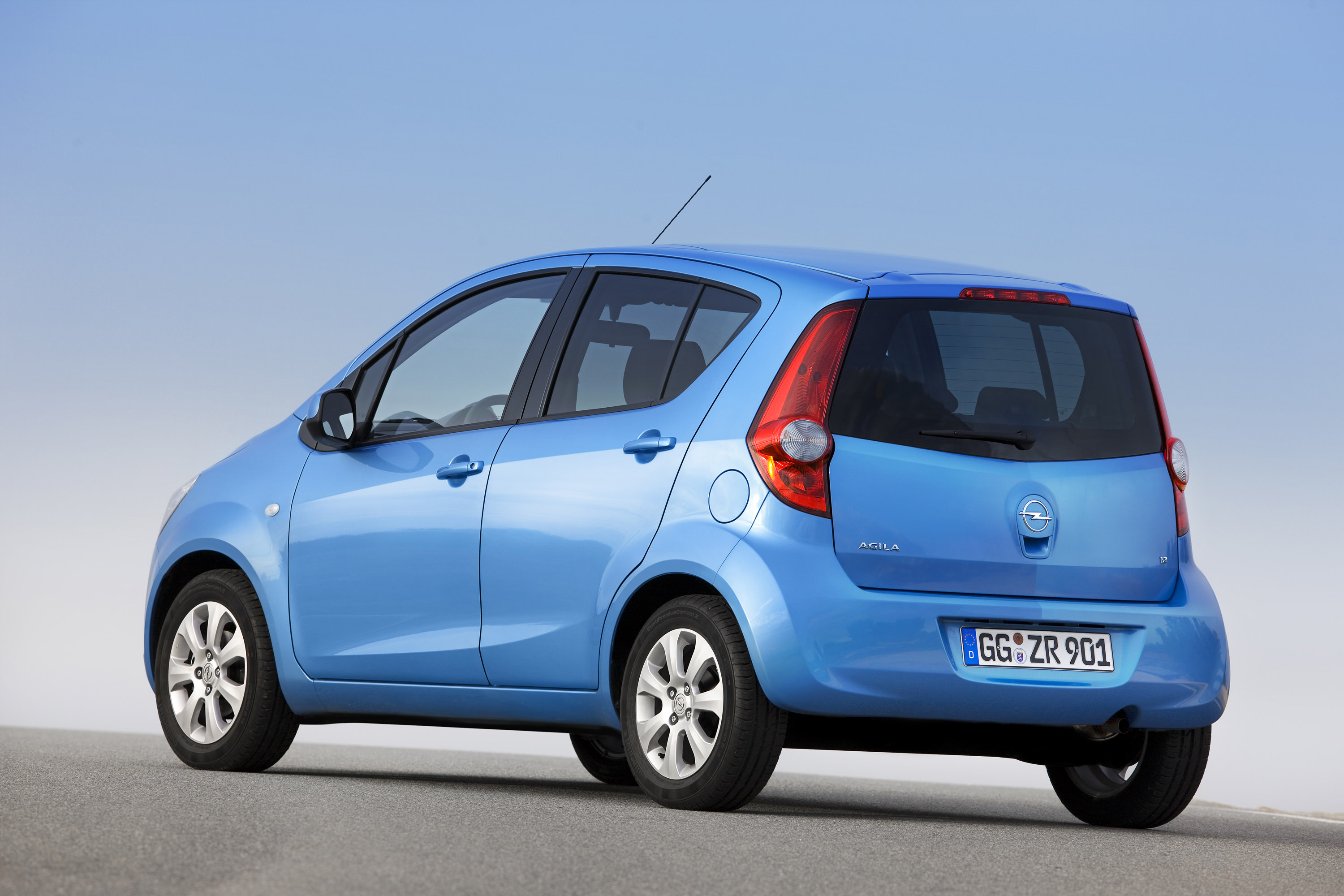 Opel Agila photo #37