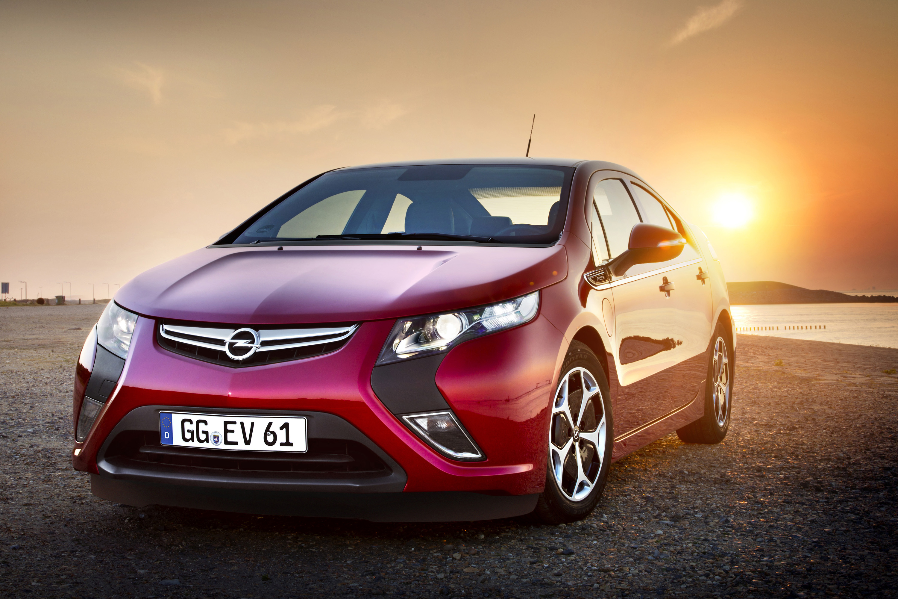 Opel Ampera photo #1