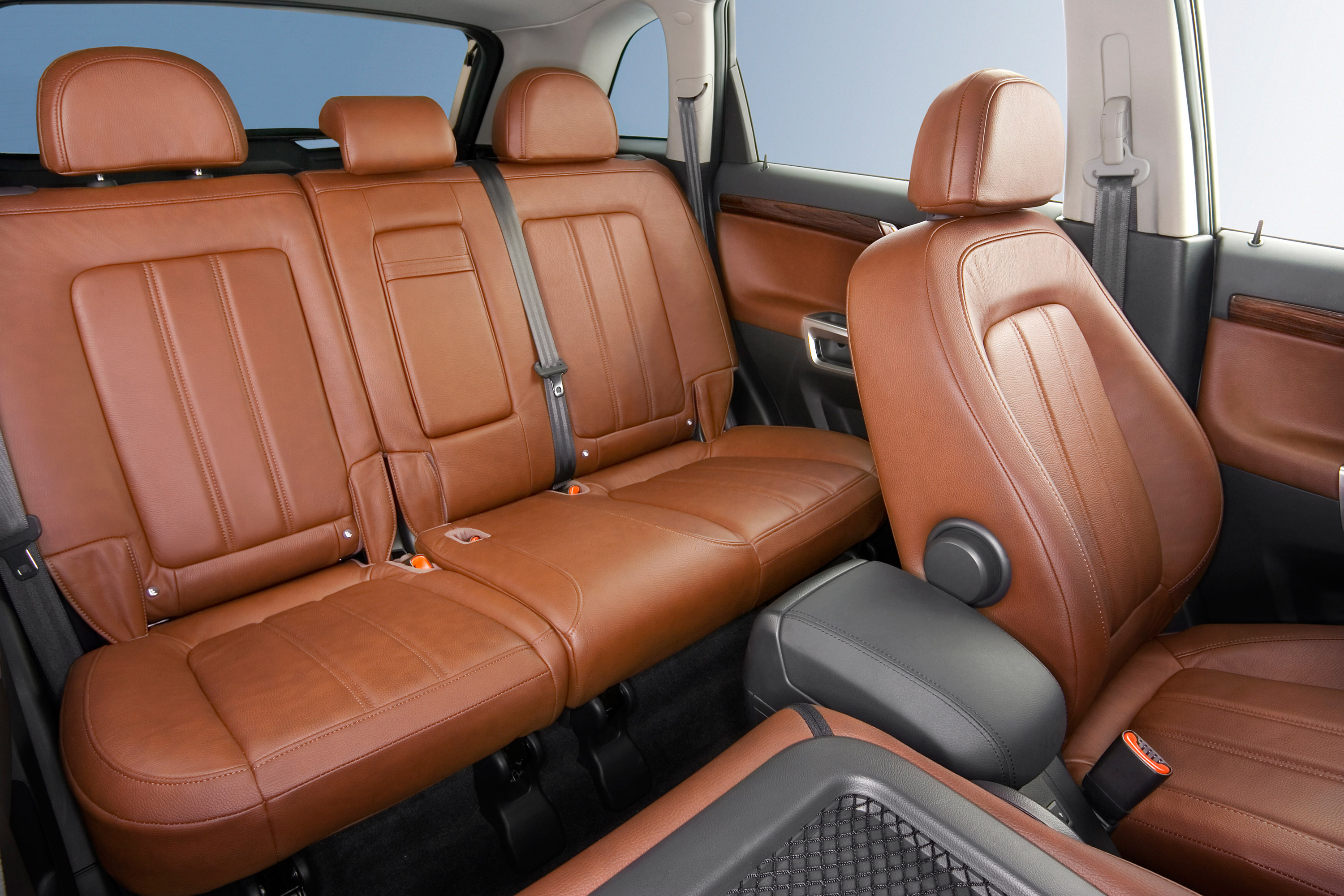 Opel Antara photo #23