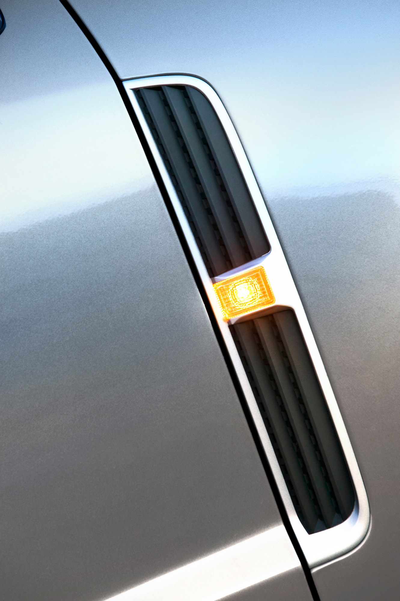 Opel Antara photo #33