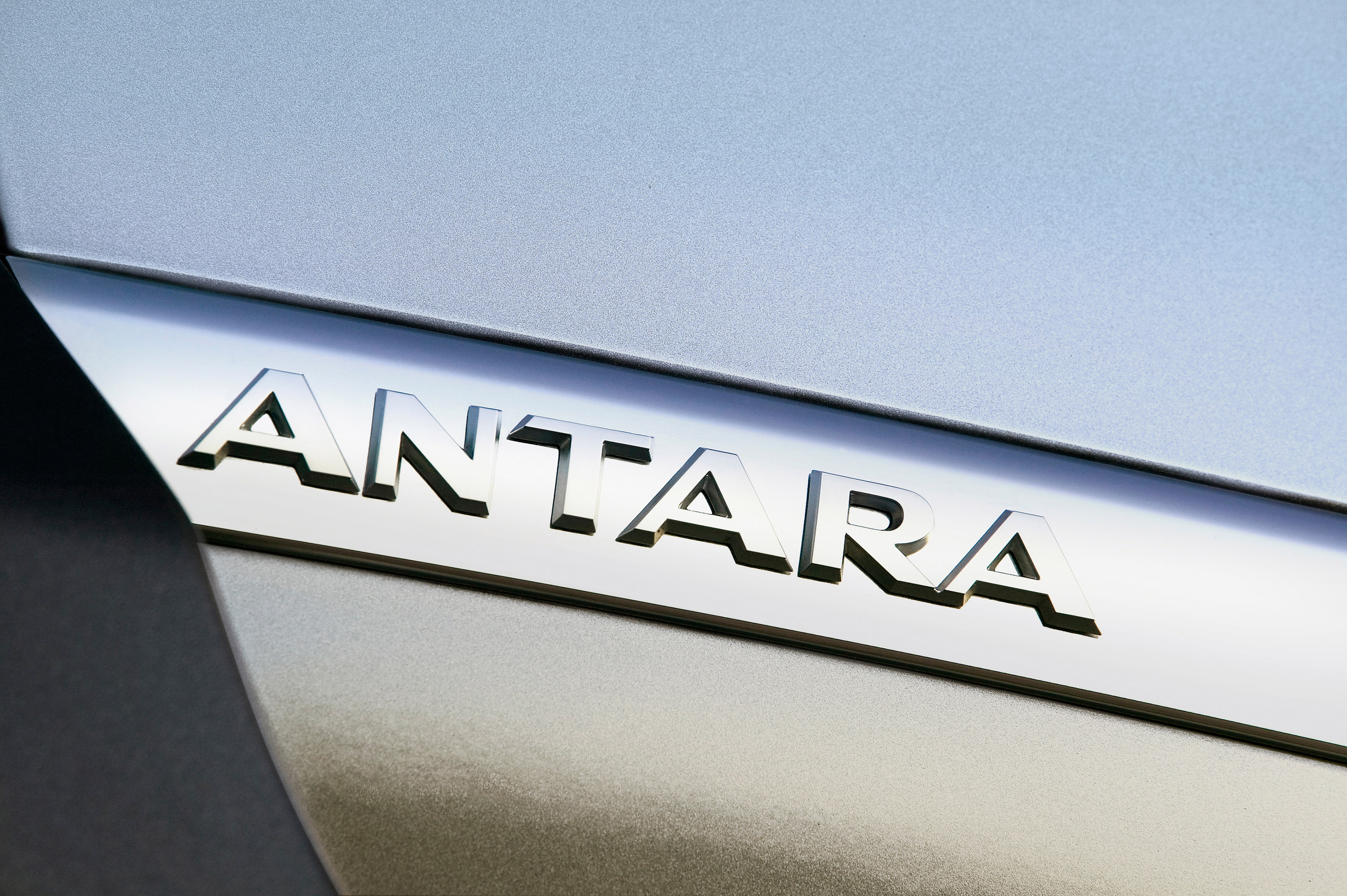 Opel Antara photo #34