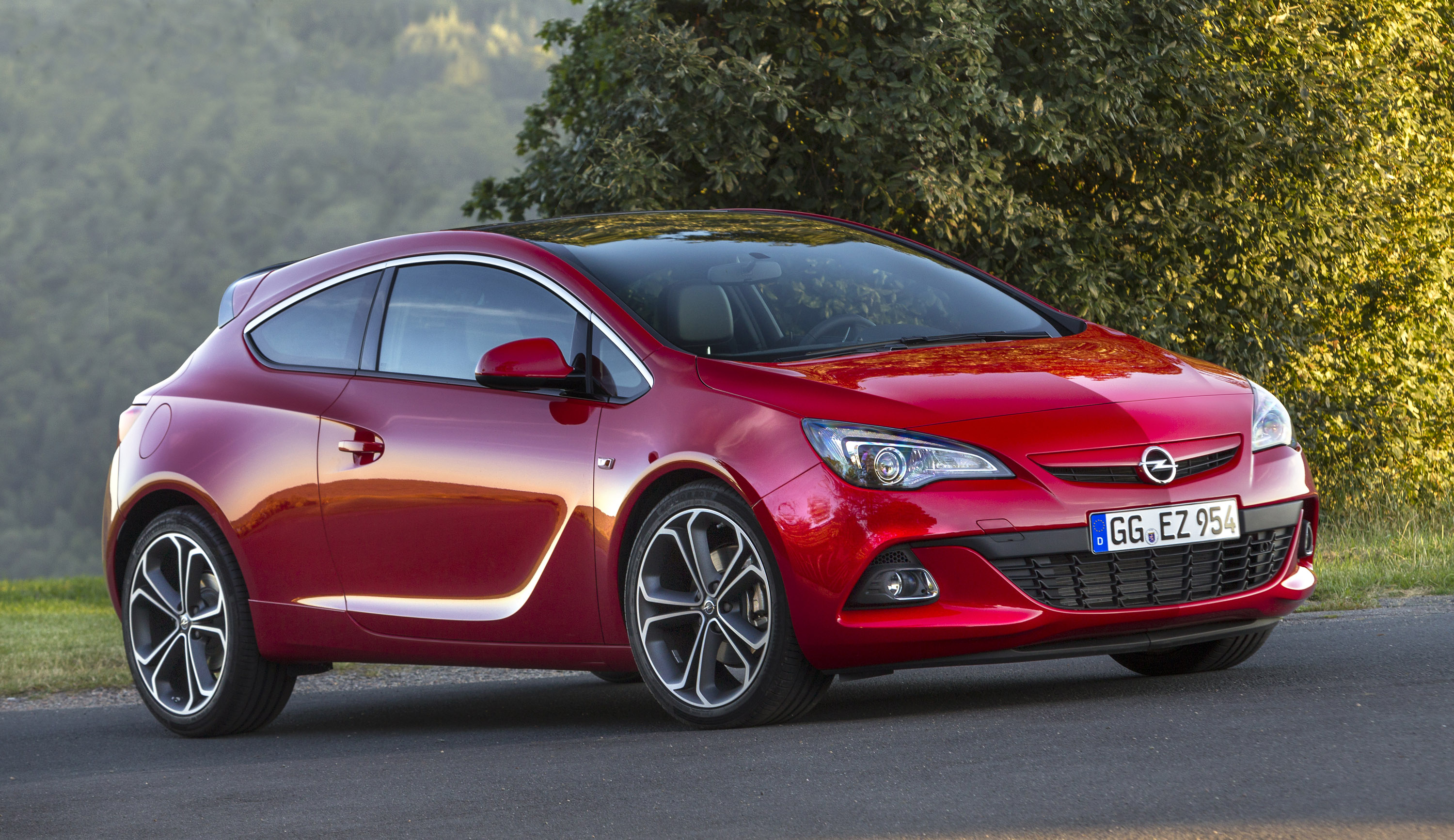 Opel Astra BiTurbo photo #20