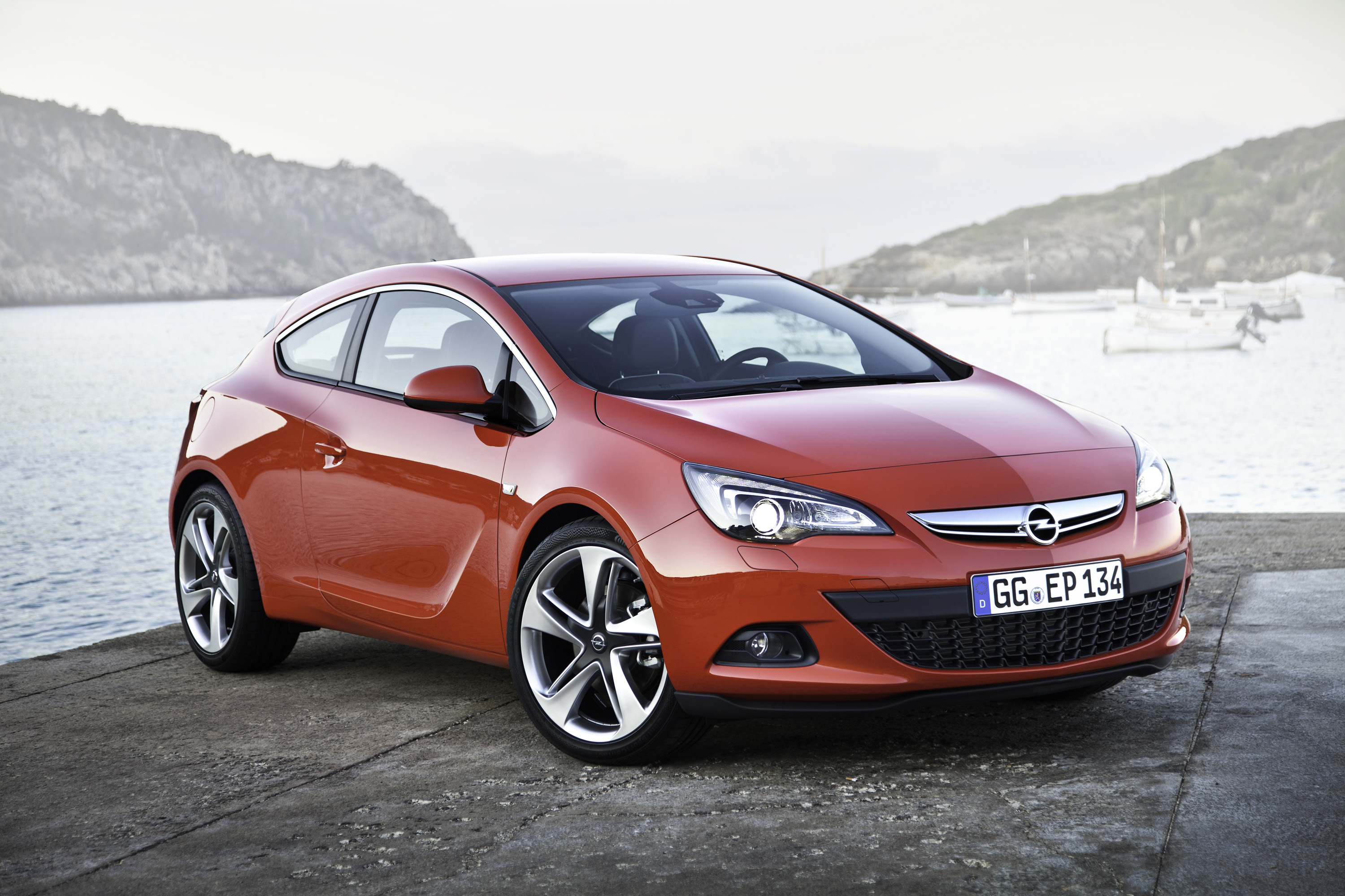 Опель хэтчбек 2012. Opel Astra GTC 2012. Opel Astra GTC 2011. Opel Astra GTC 2014. Opel Astra GTC 2016.