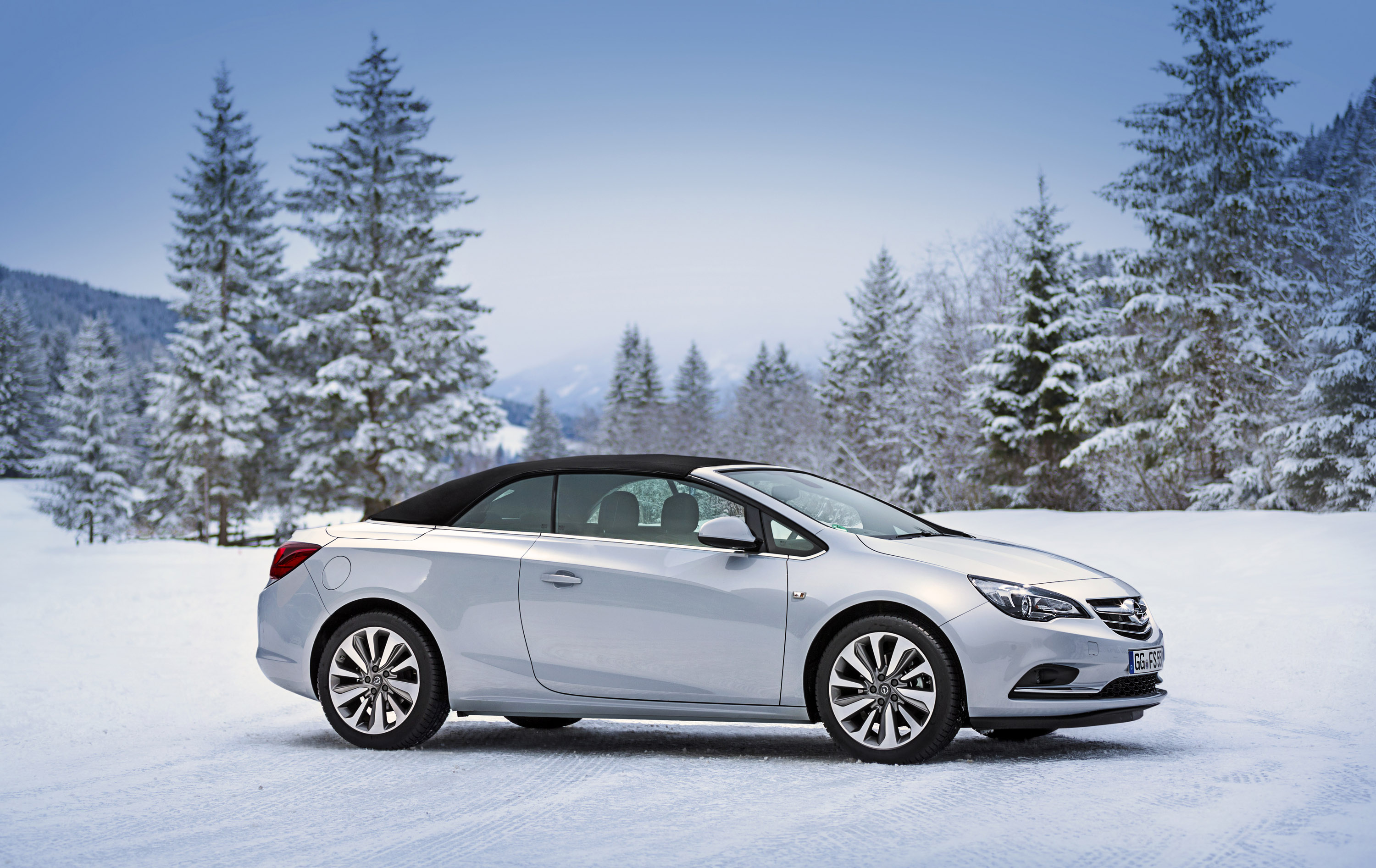 Opel Cascada photo #17