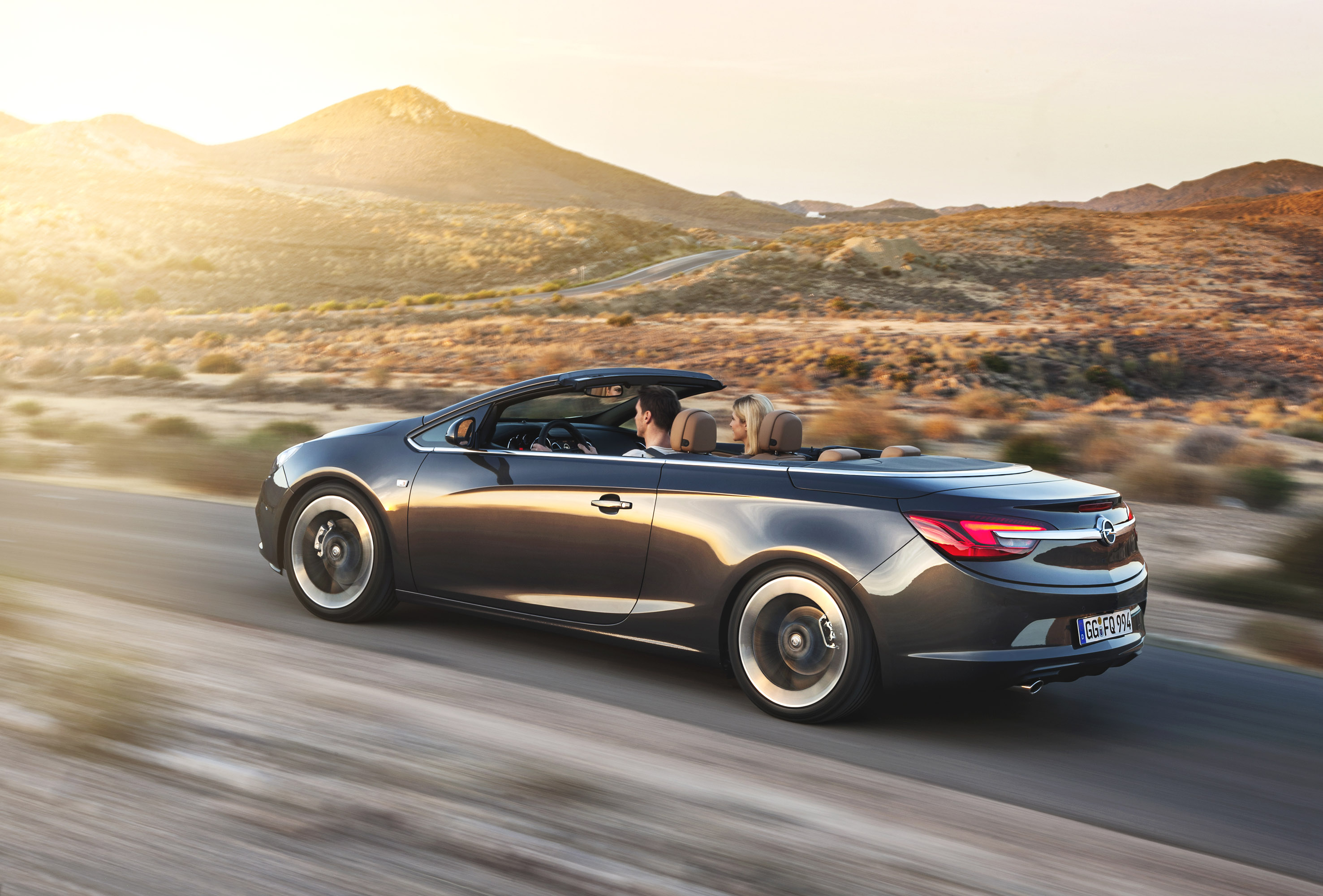 Opel Cascada photo #42