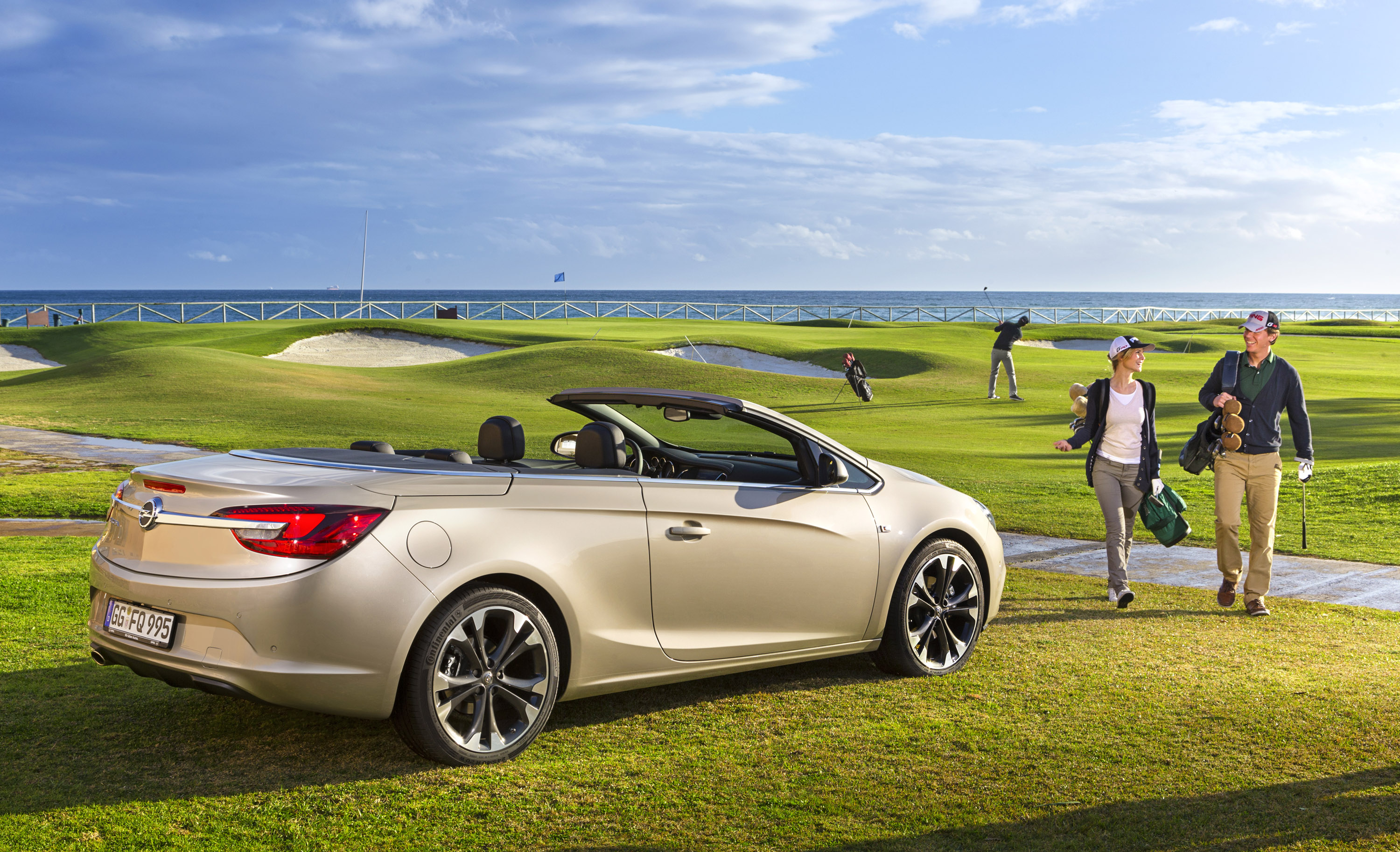 Opel Cascada photo #50