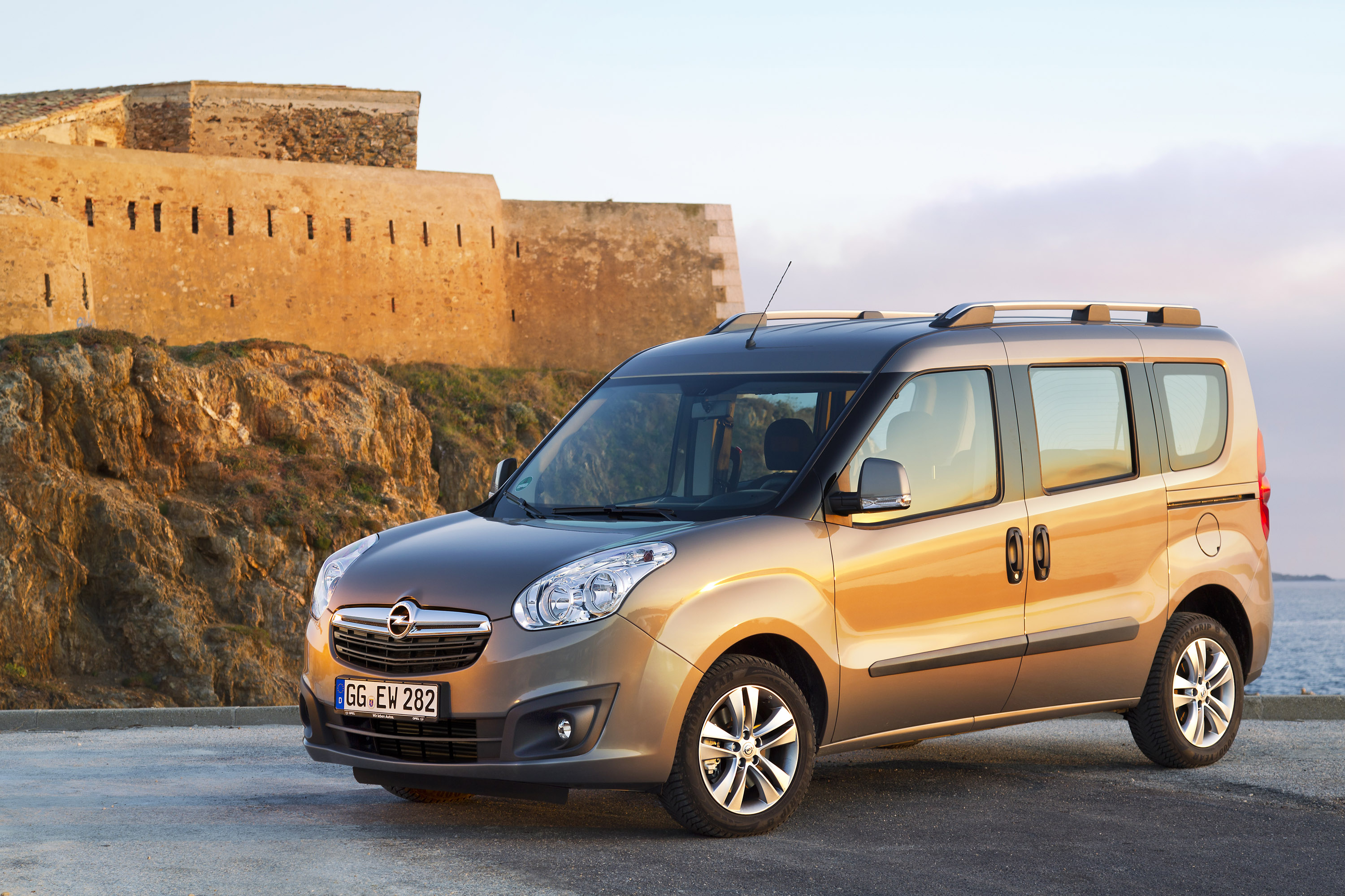 Opel Combo photo #16