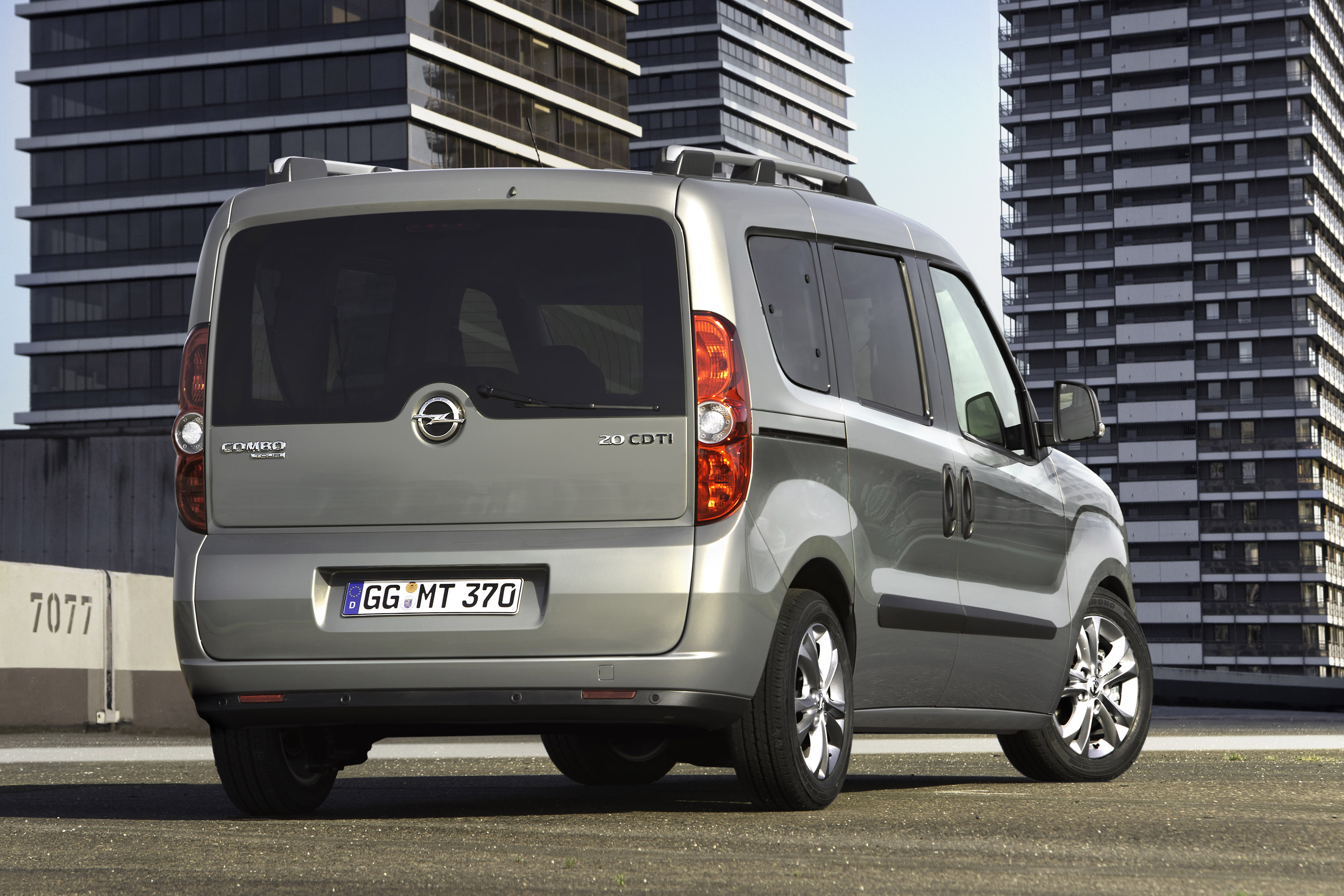 Opel Combo photo #23