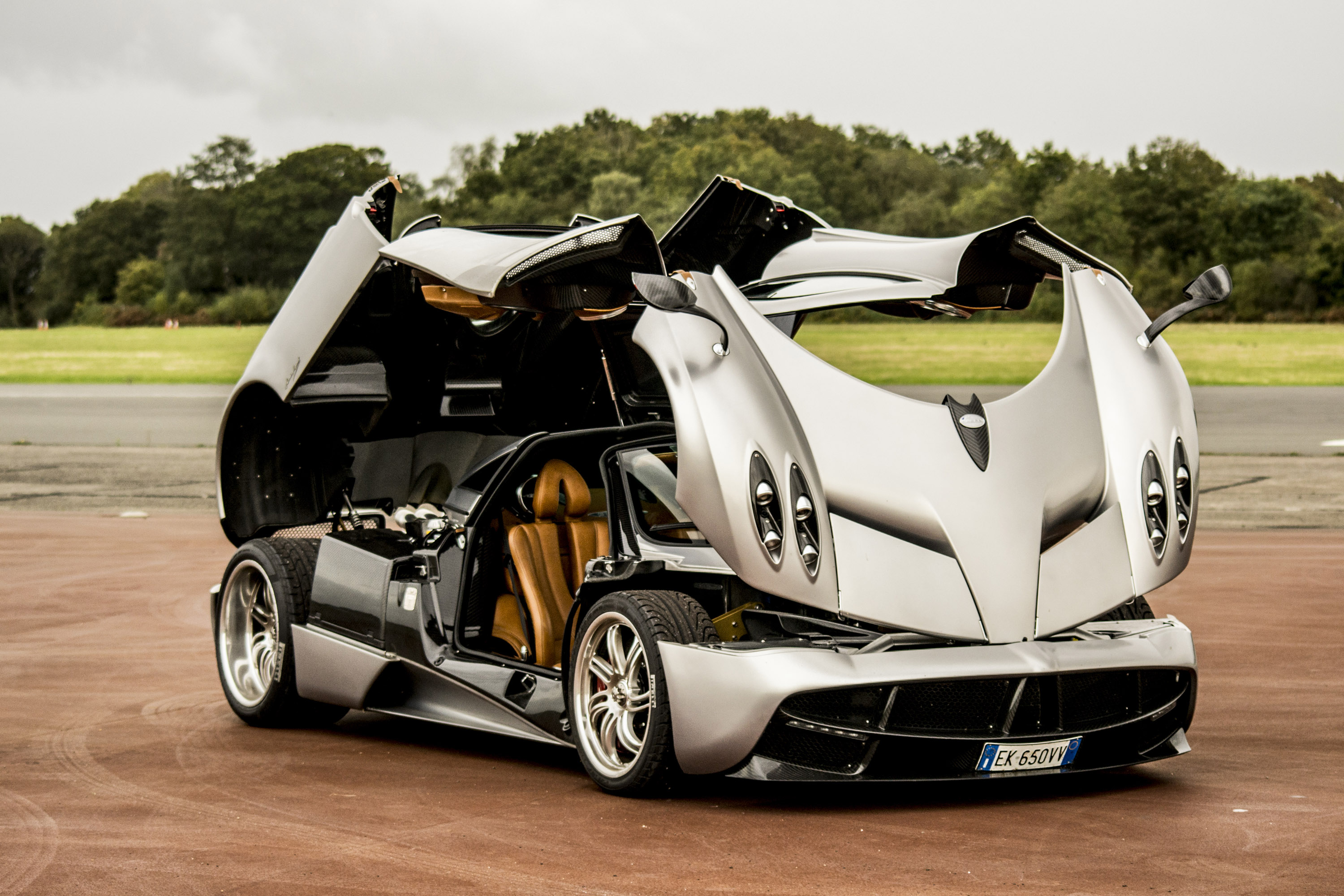 Pagani Huayra photo #47