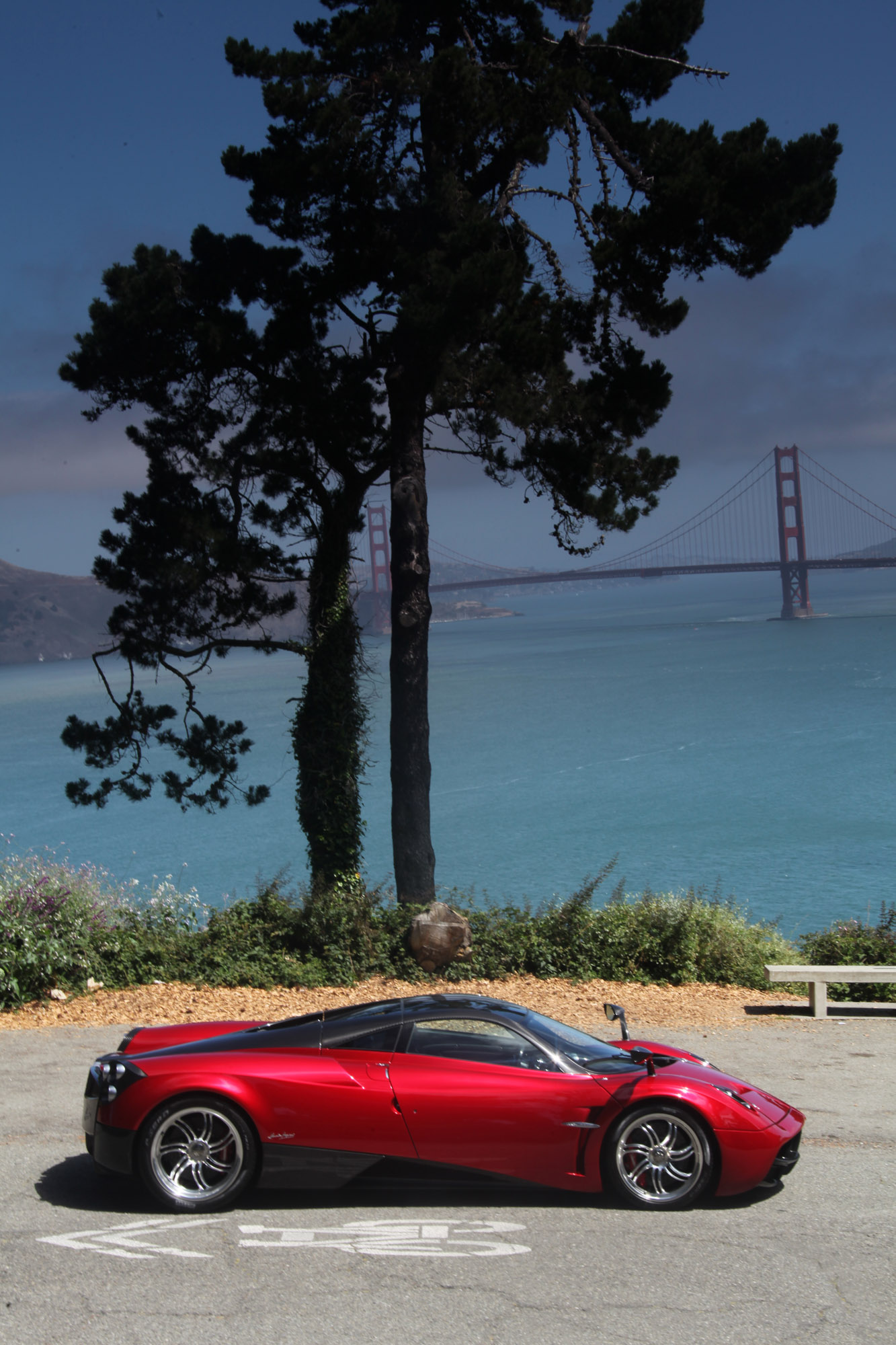 Pagani Huayra photo #60