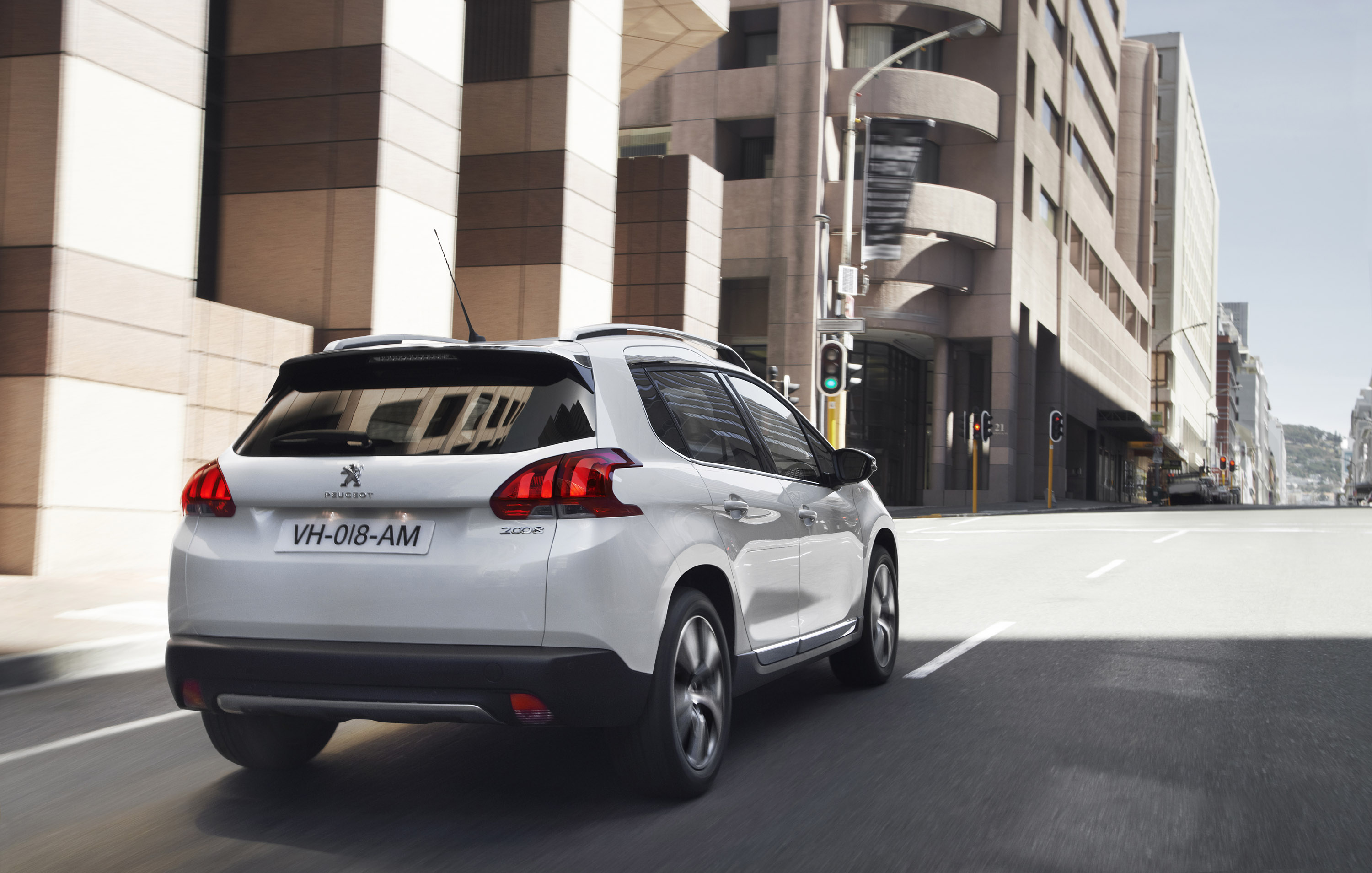 Peugeot 2008 photo #20