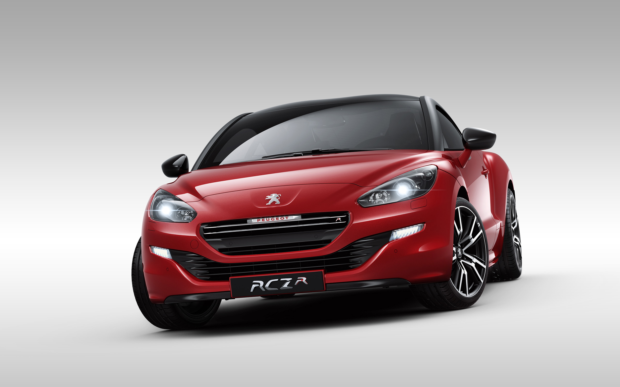 Peugeot RCZ R photo #2