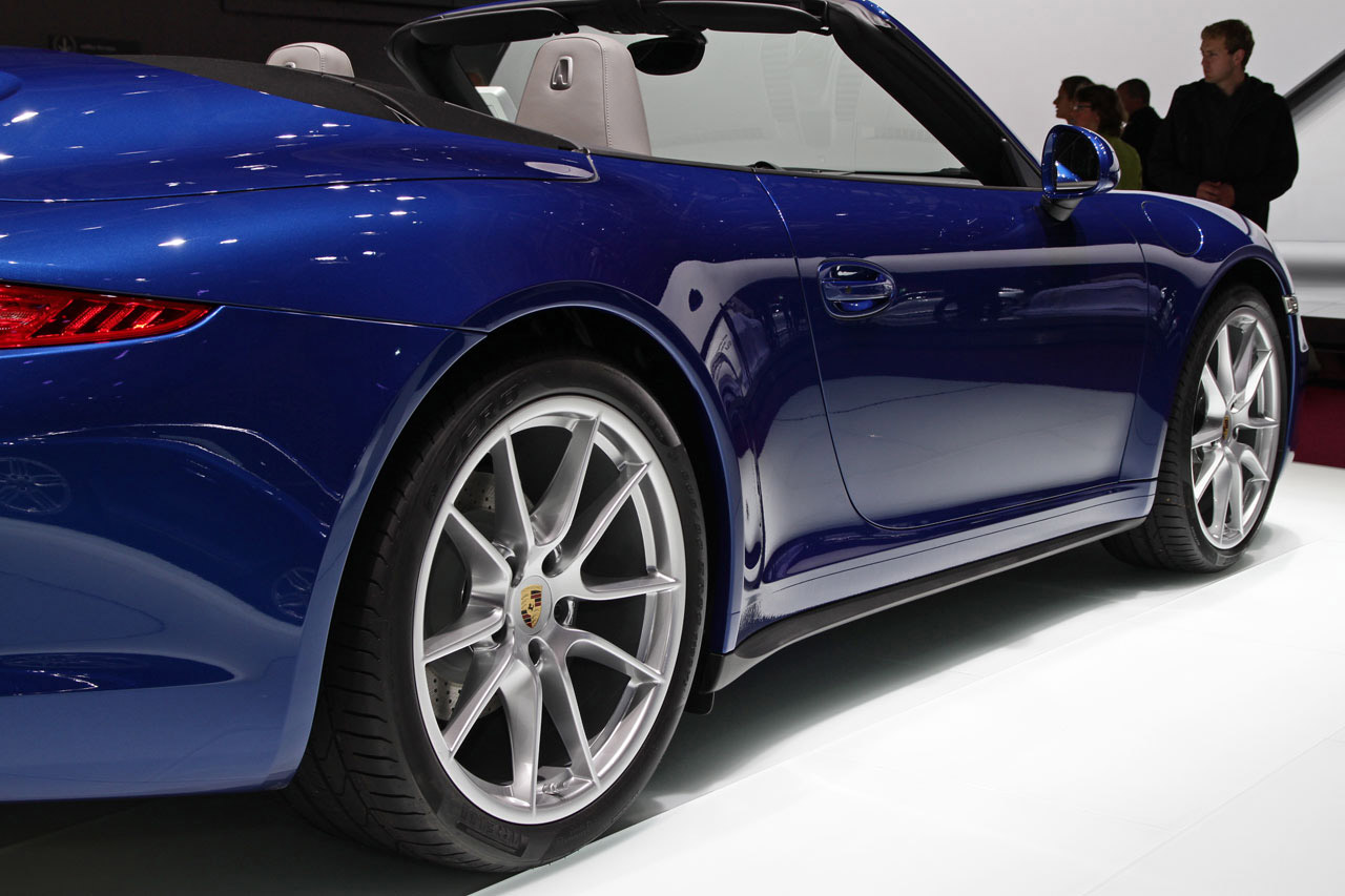 Porsche 911 Carrera 4-4S photo #34