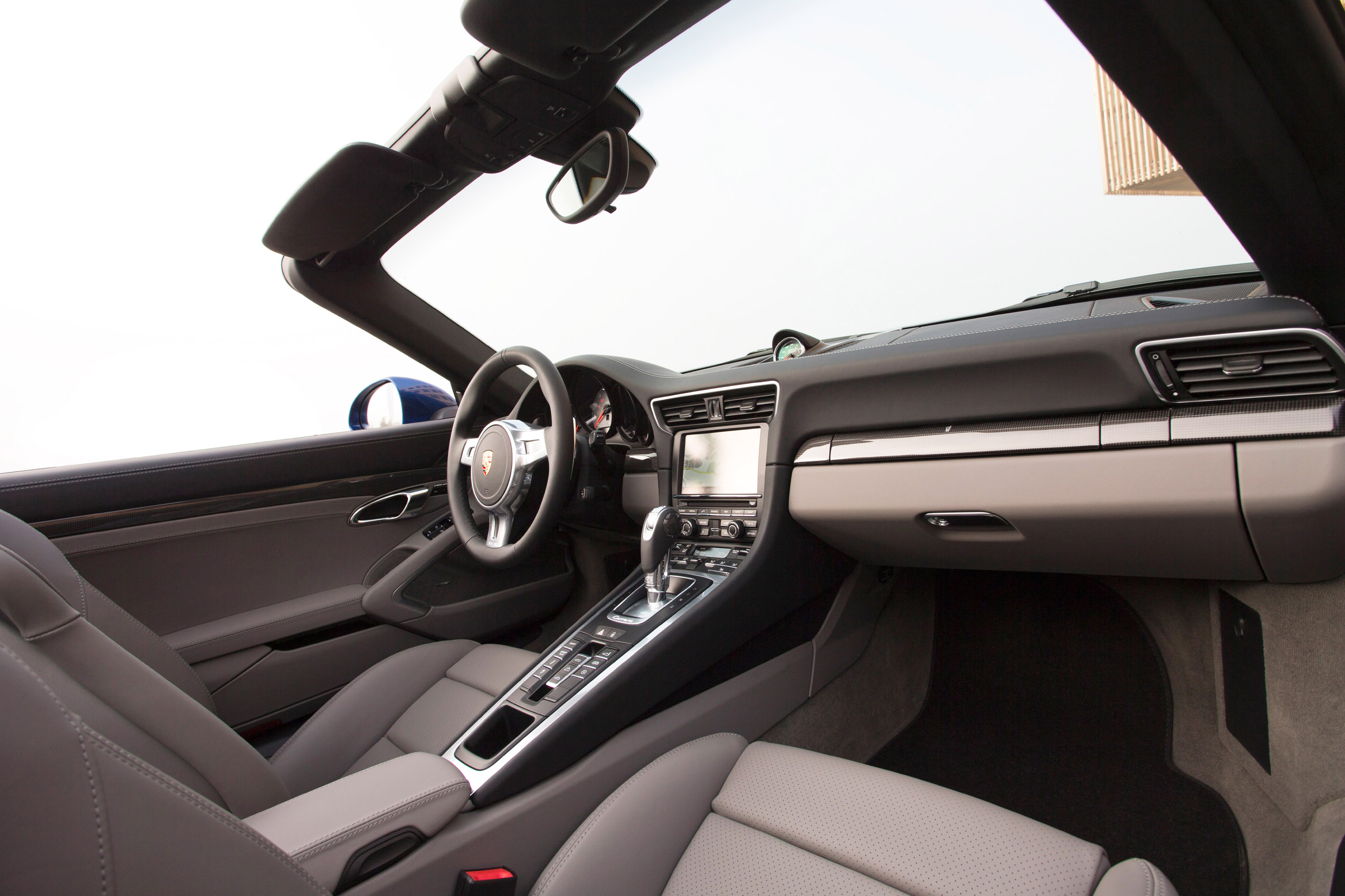 Porsche 911 Carrera 4-4S photo #43