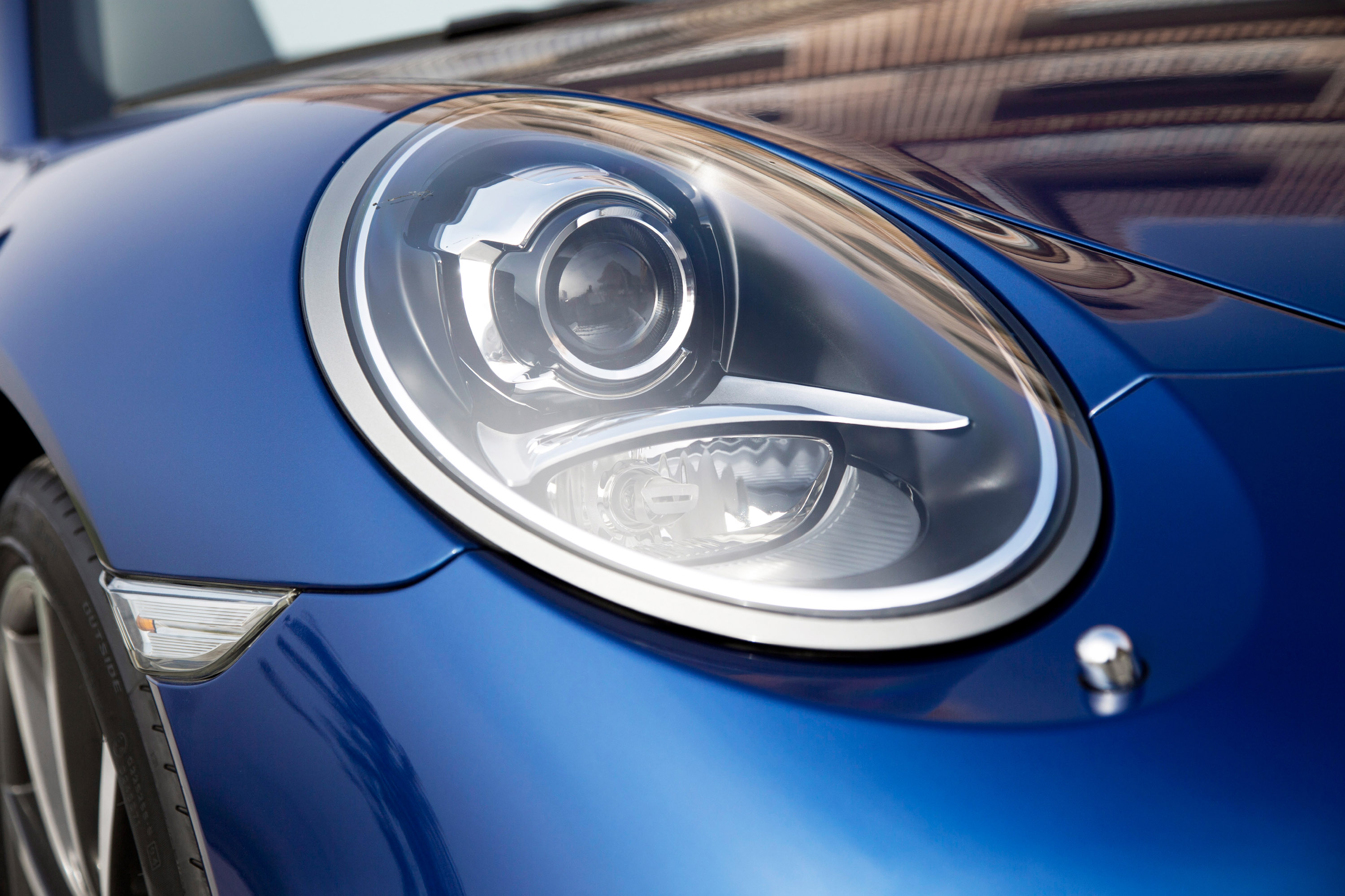 Porsche 911 Carrera 4-4S photo #63