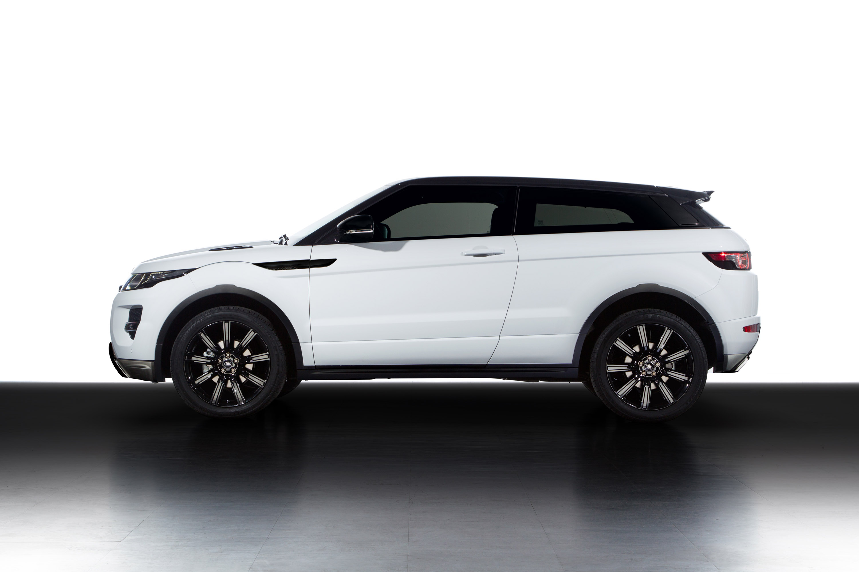 Range Rover Evoque Black Design photo #2