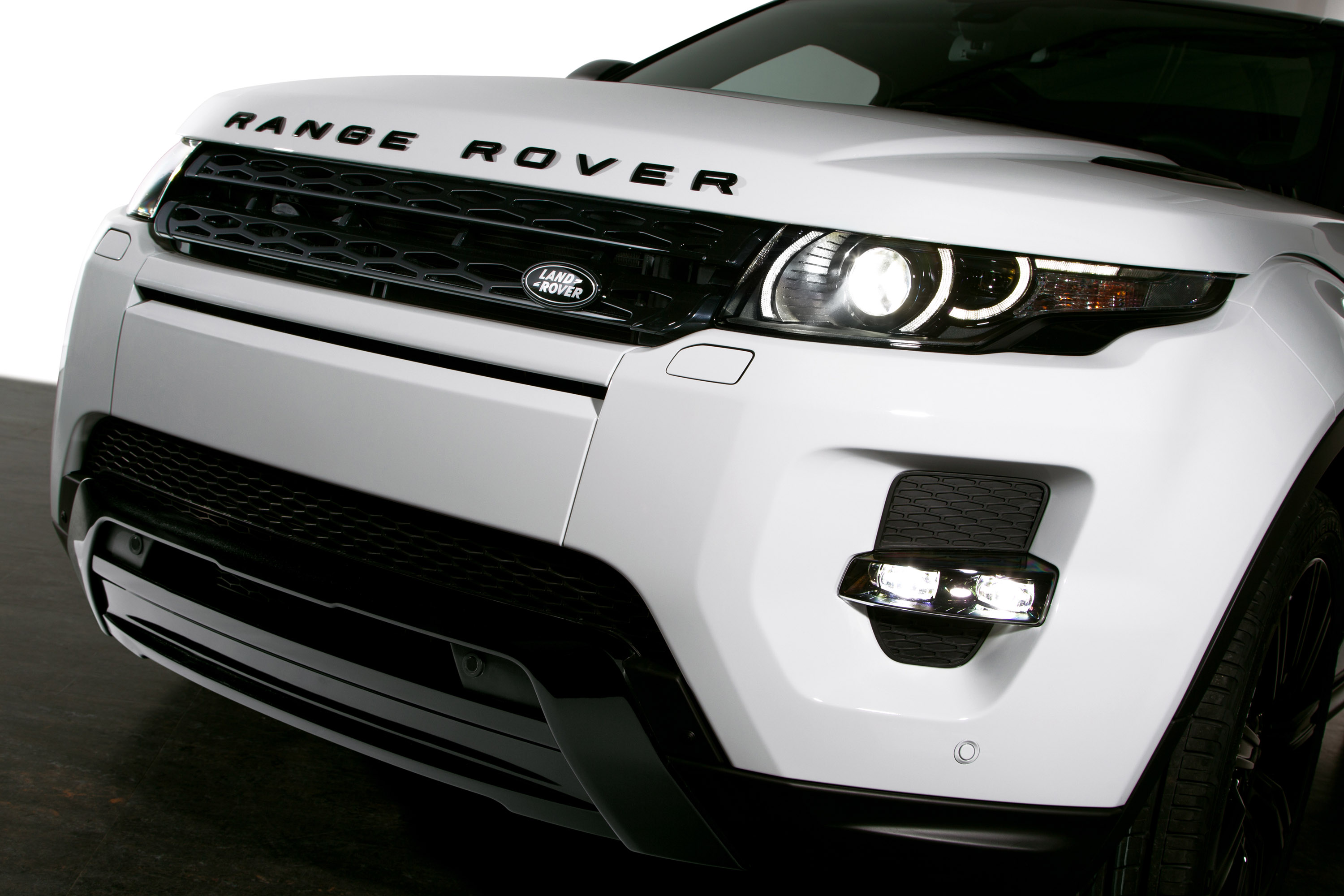 Range Rover Evoque Black Design photo #6