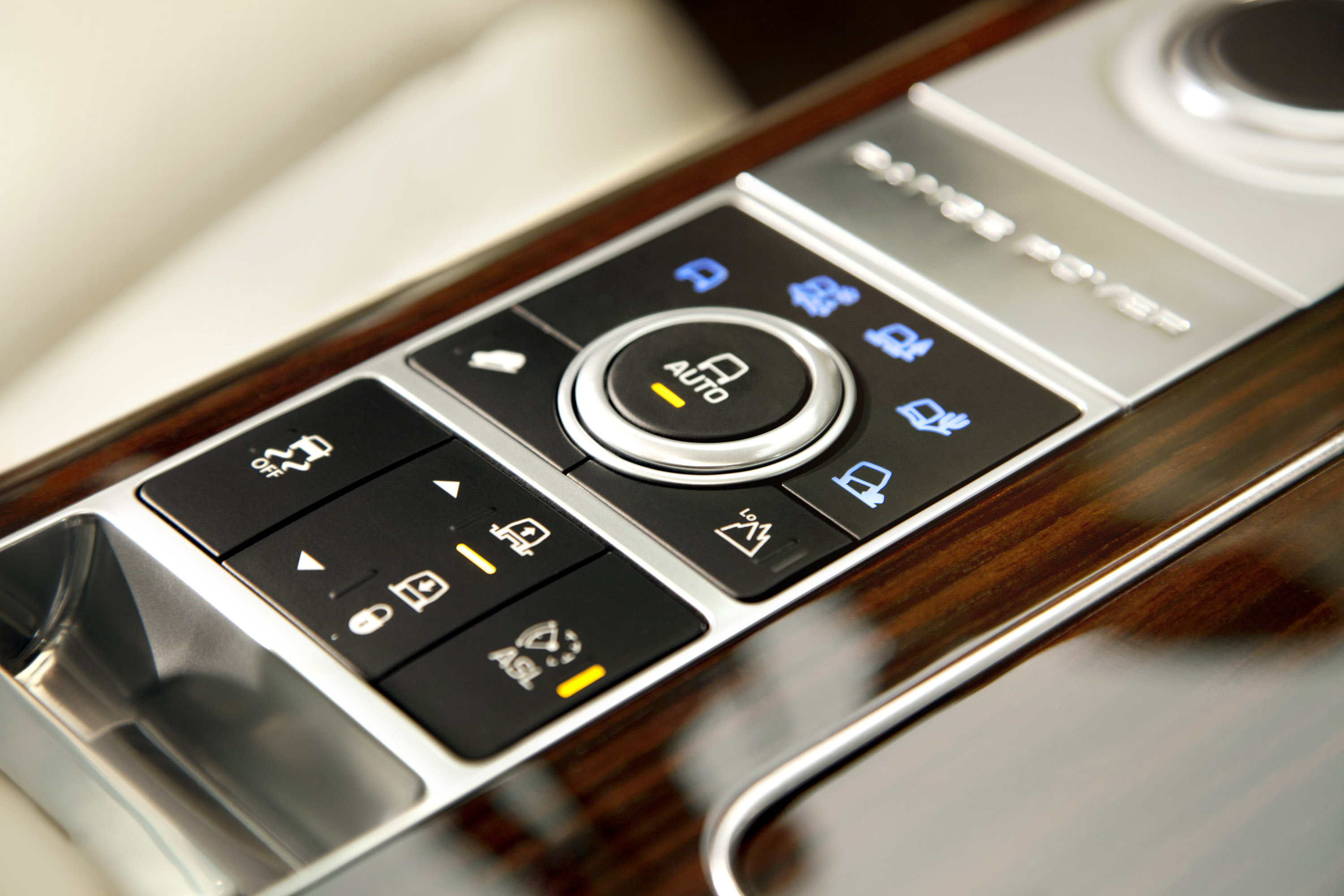 Range Rover photo #52