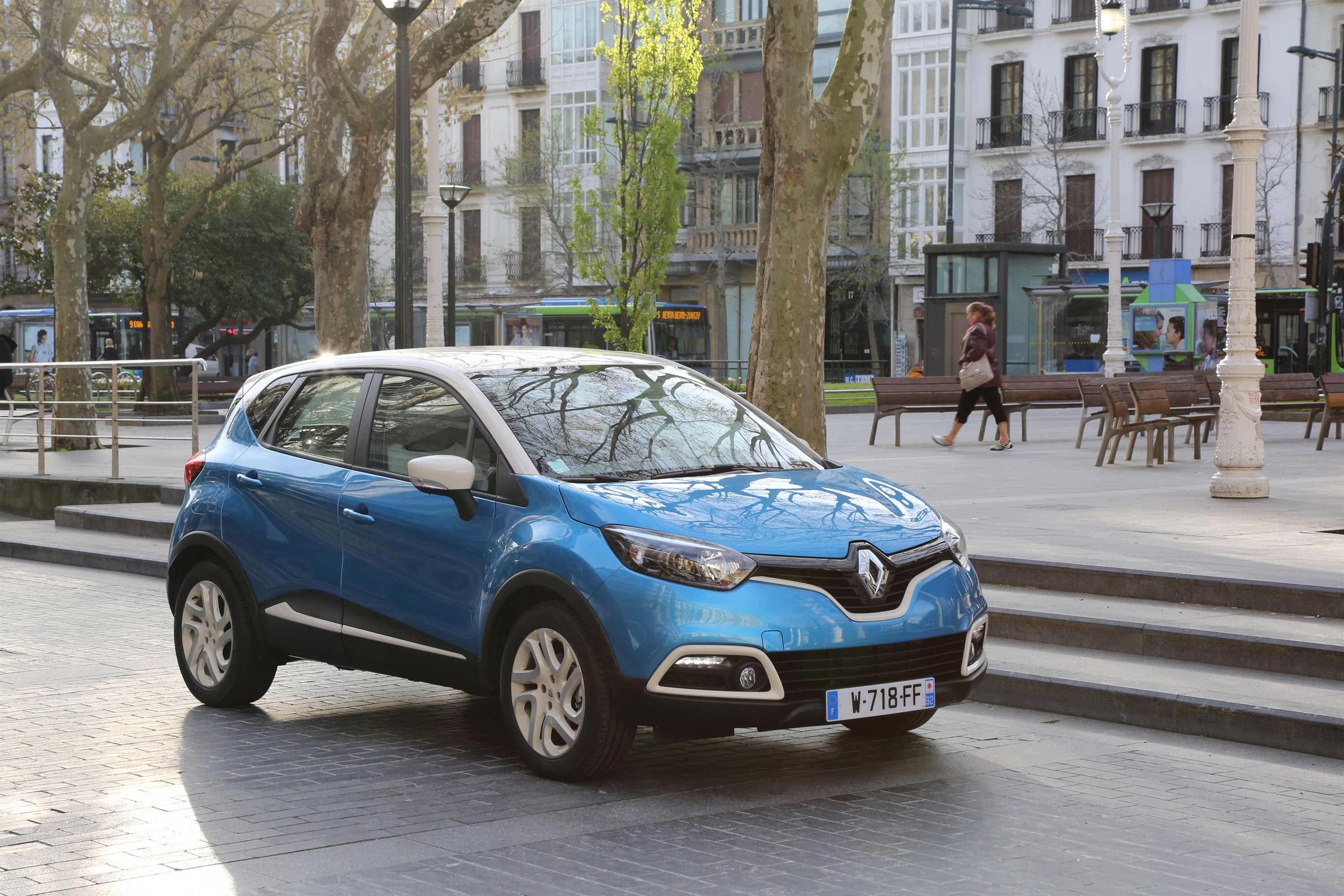 Renault Captur photo #18