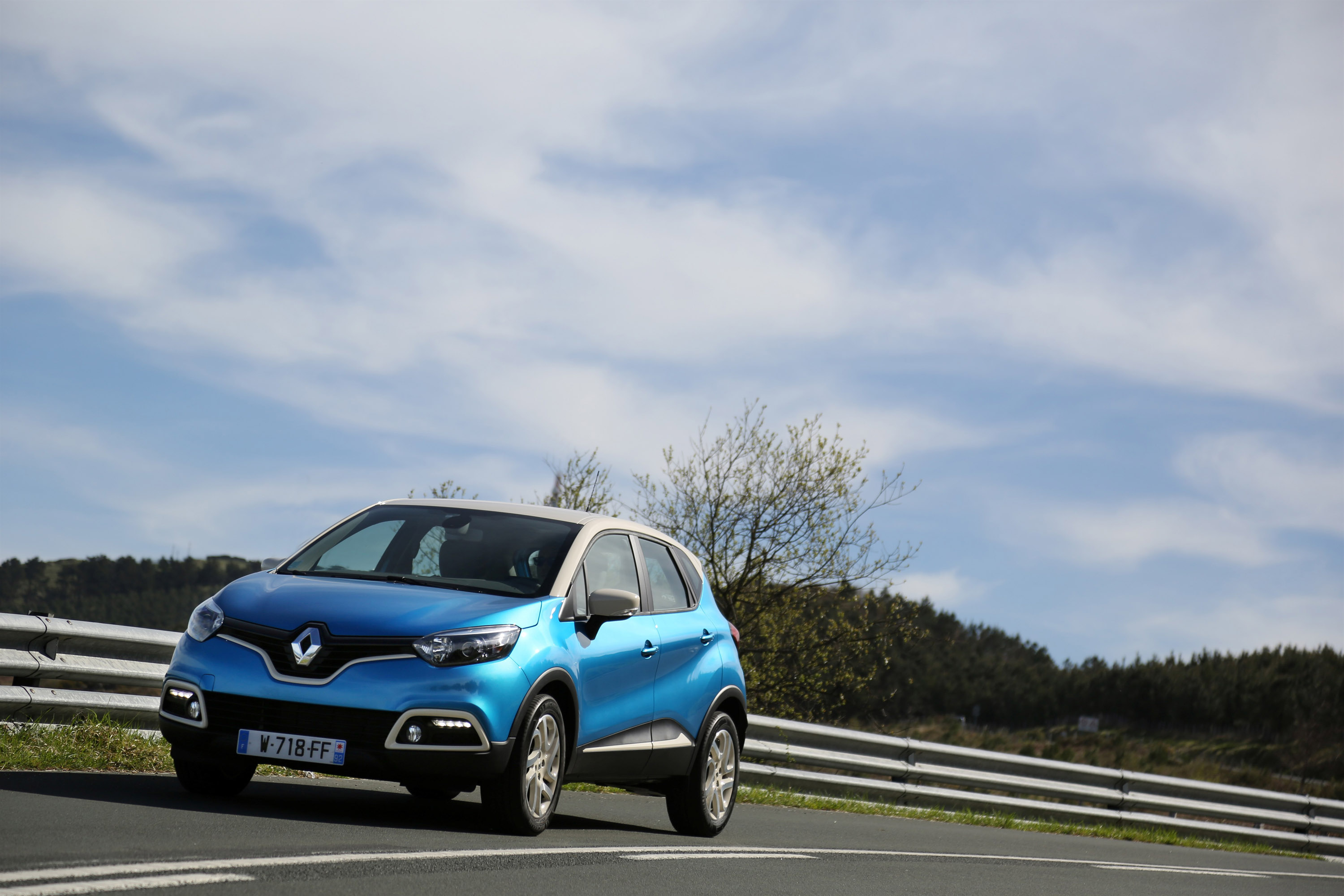 Renault Captur photo #23
