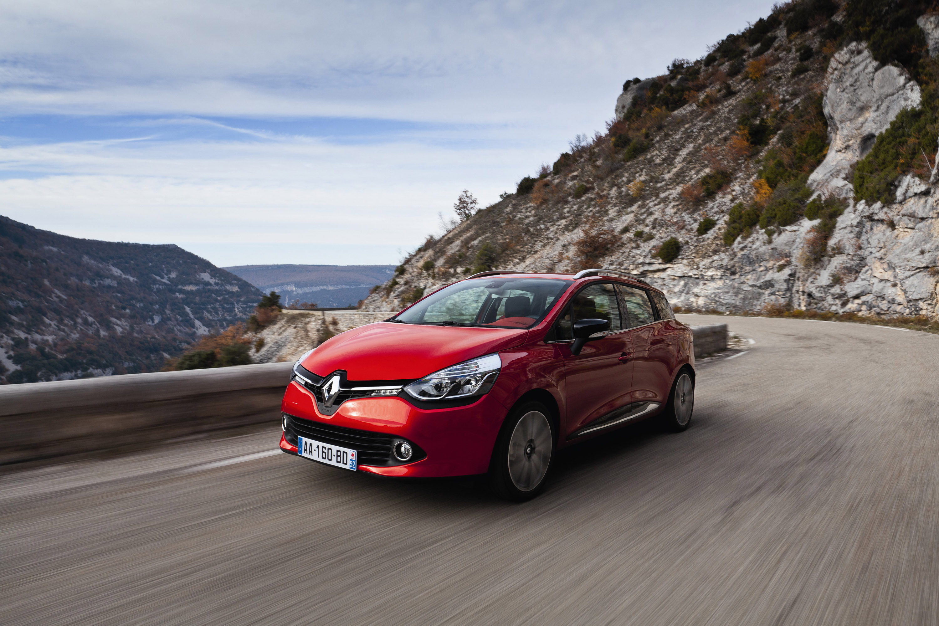 Renault car. Renault Clio 2013. Машина Рено 2013. Renault Clio i. Рено Клио тур 2014.