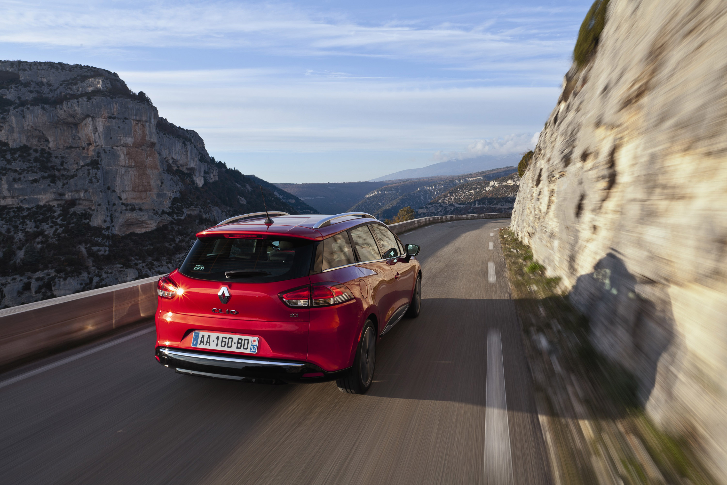 Renault Clio Estate photo #15