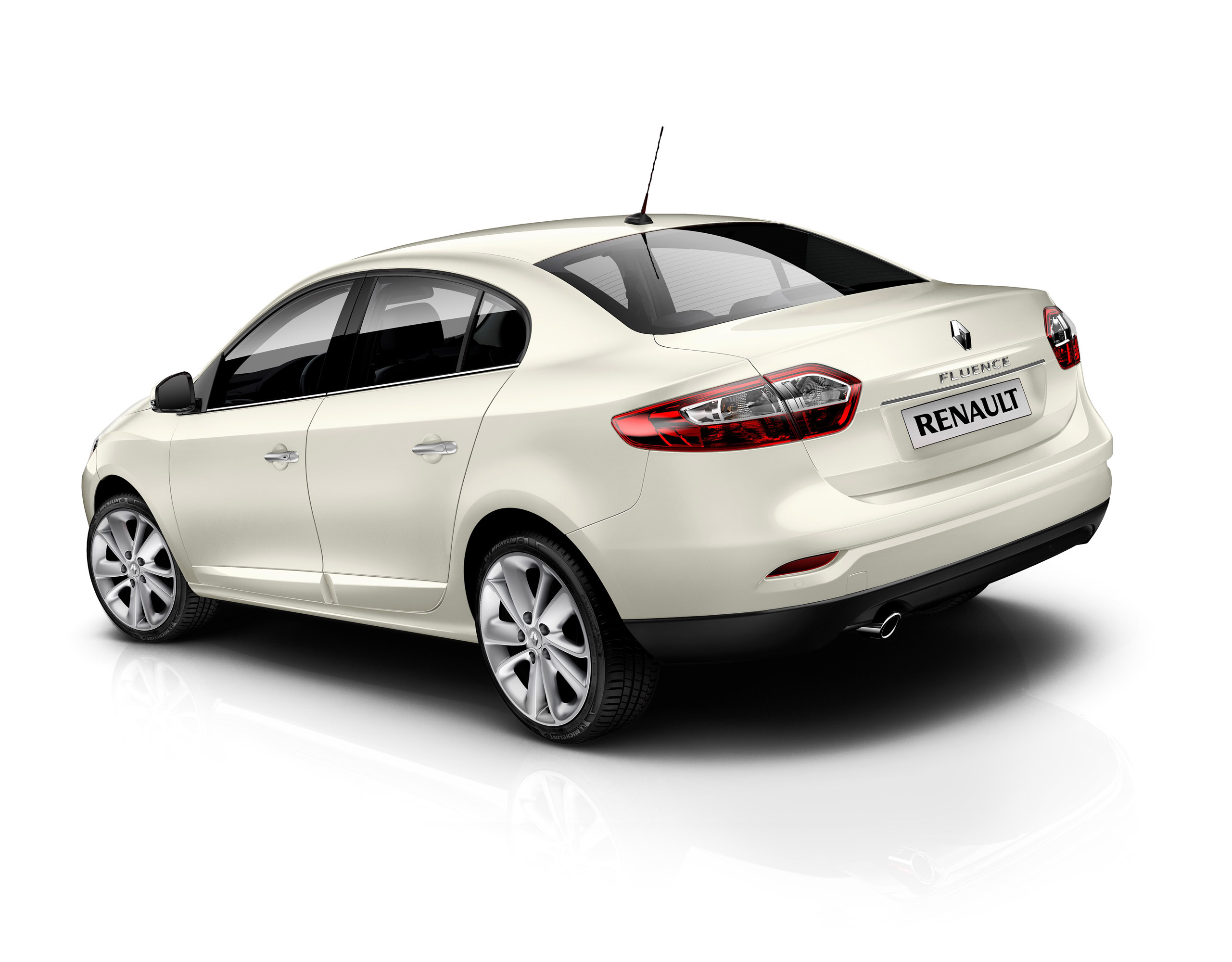 Renault Fluence photo #9