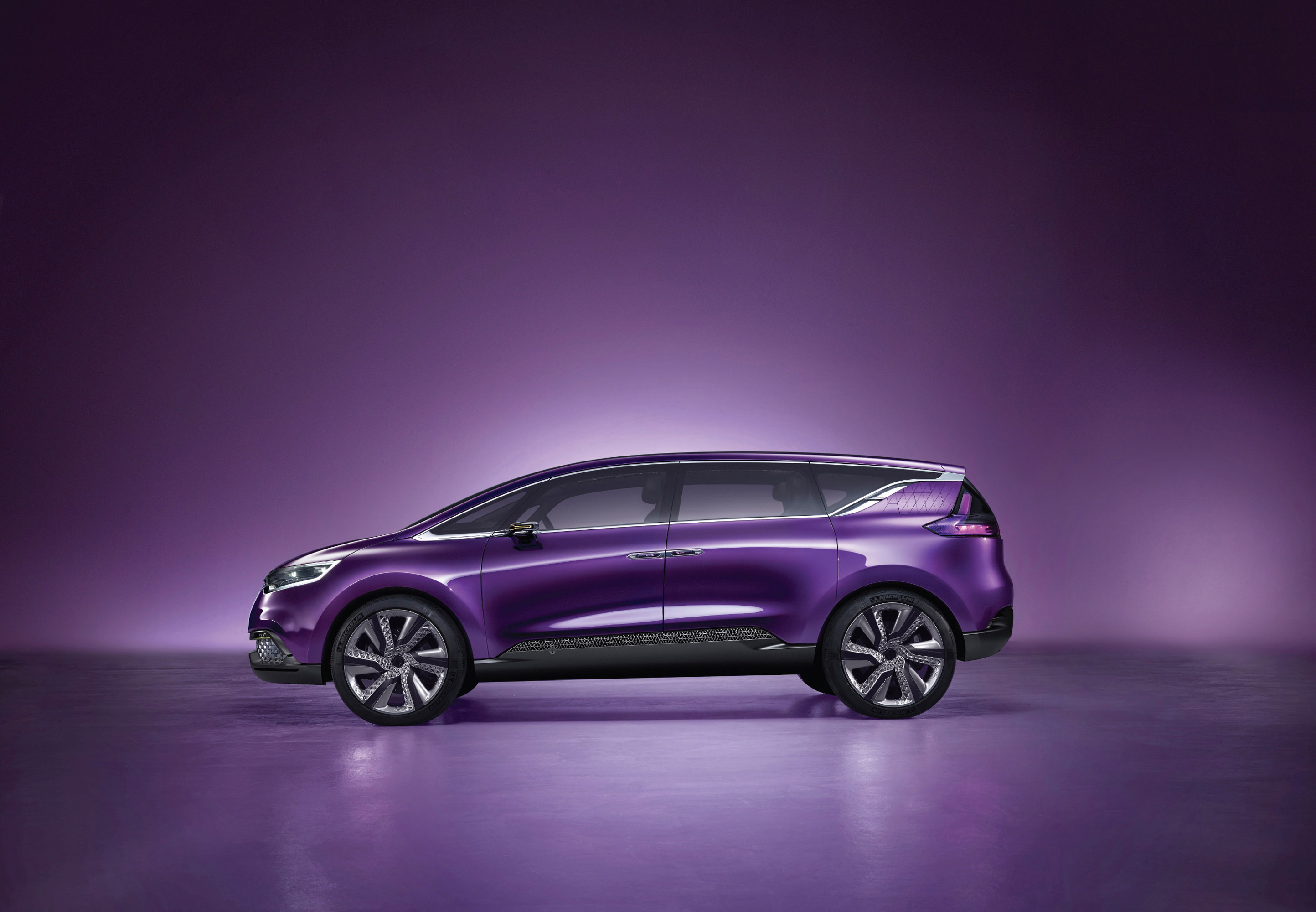 Renault Initiale Paris Concept photo #2