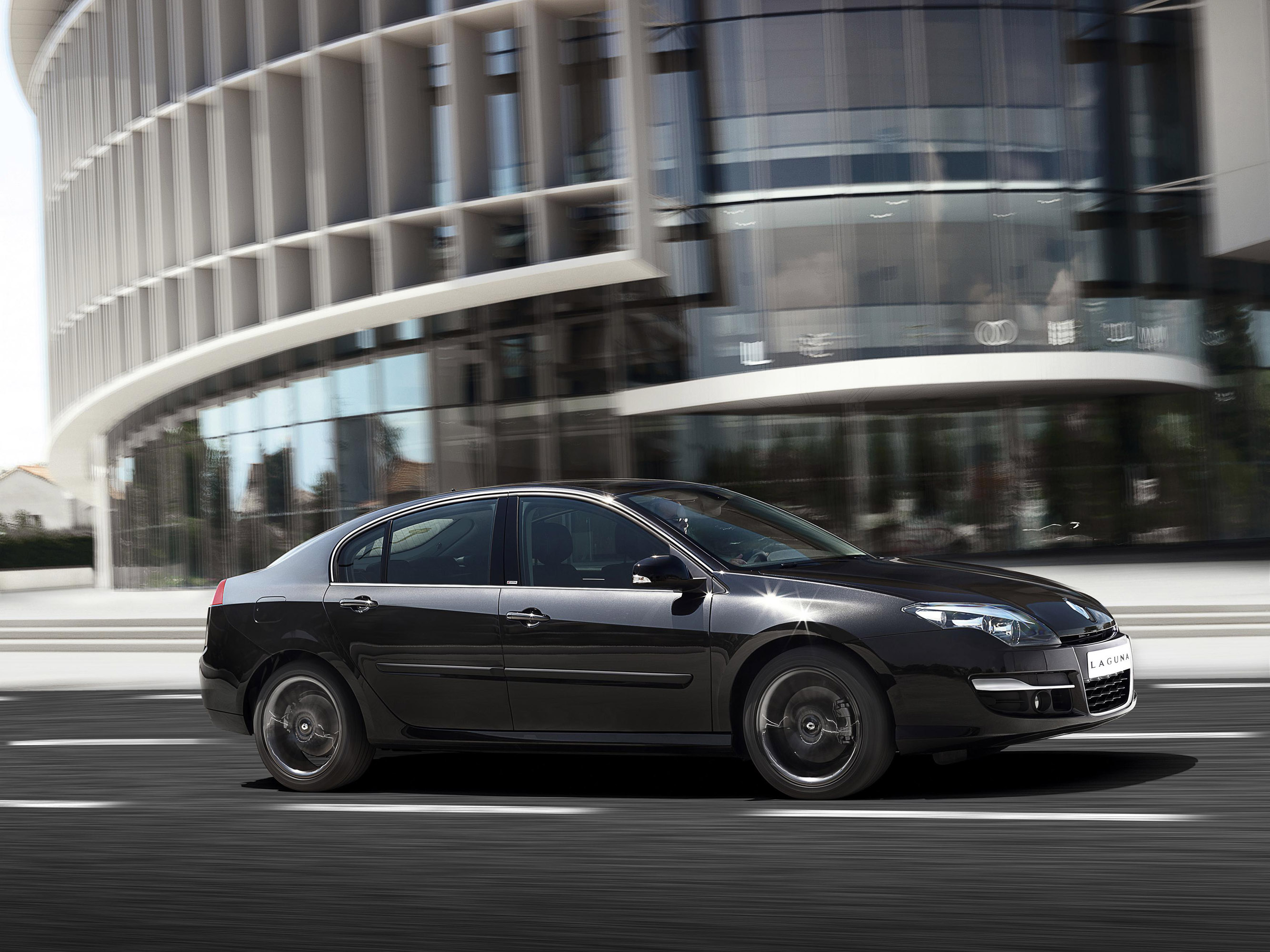 Renault Laguna photo #19