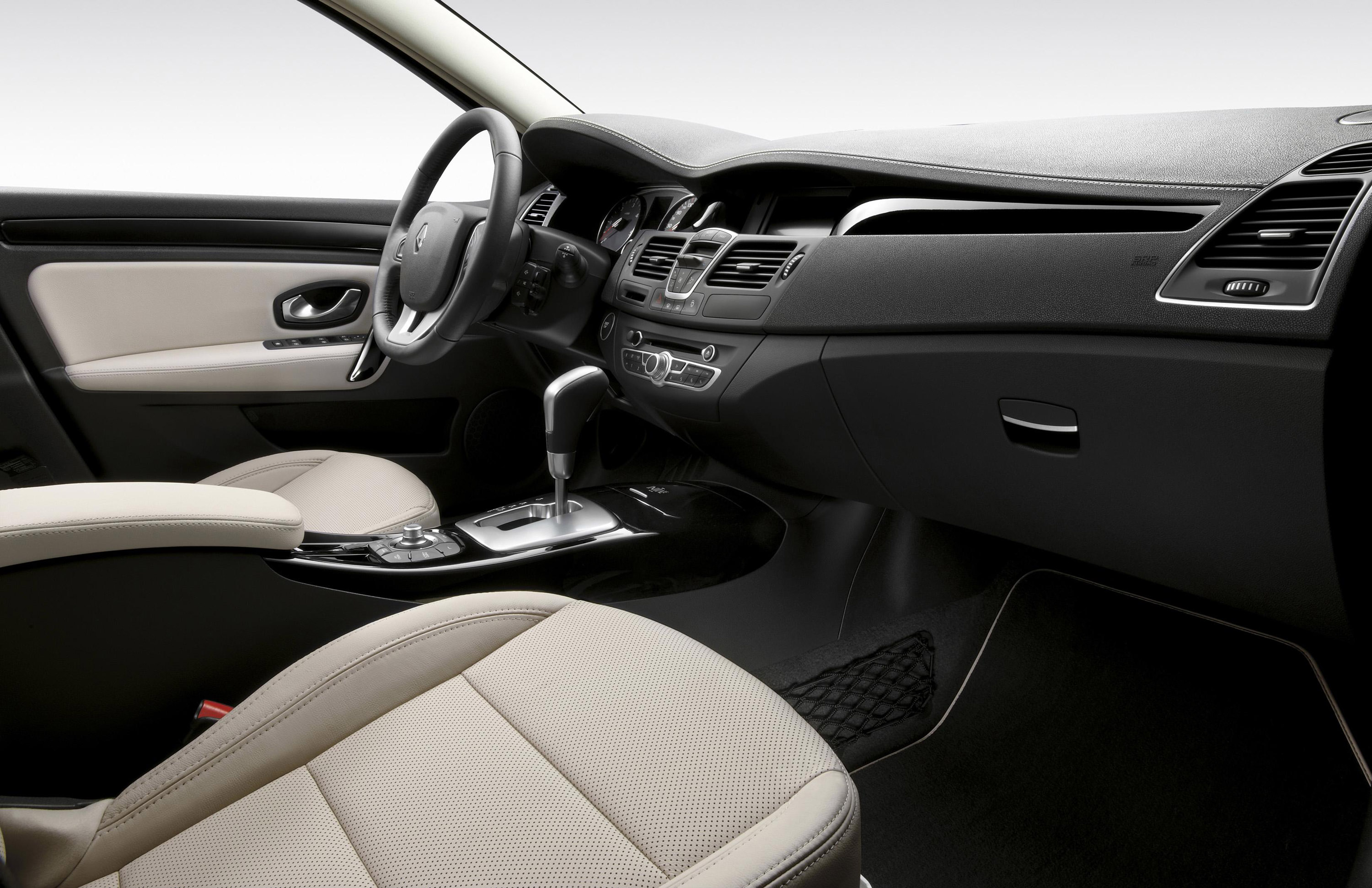 Renault Laguna photo #24